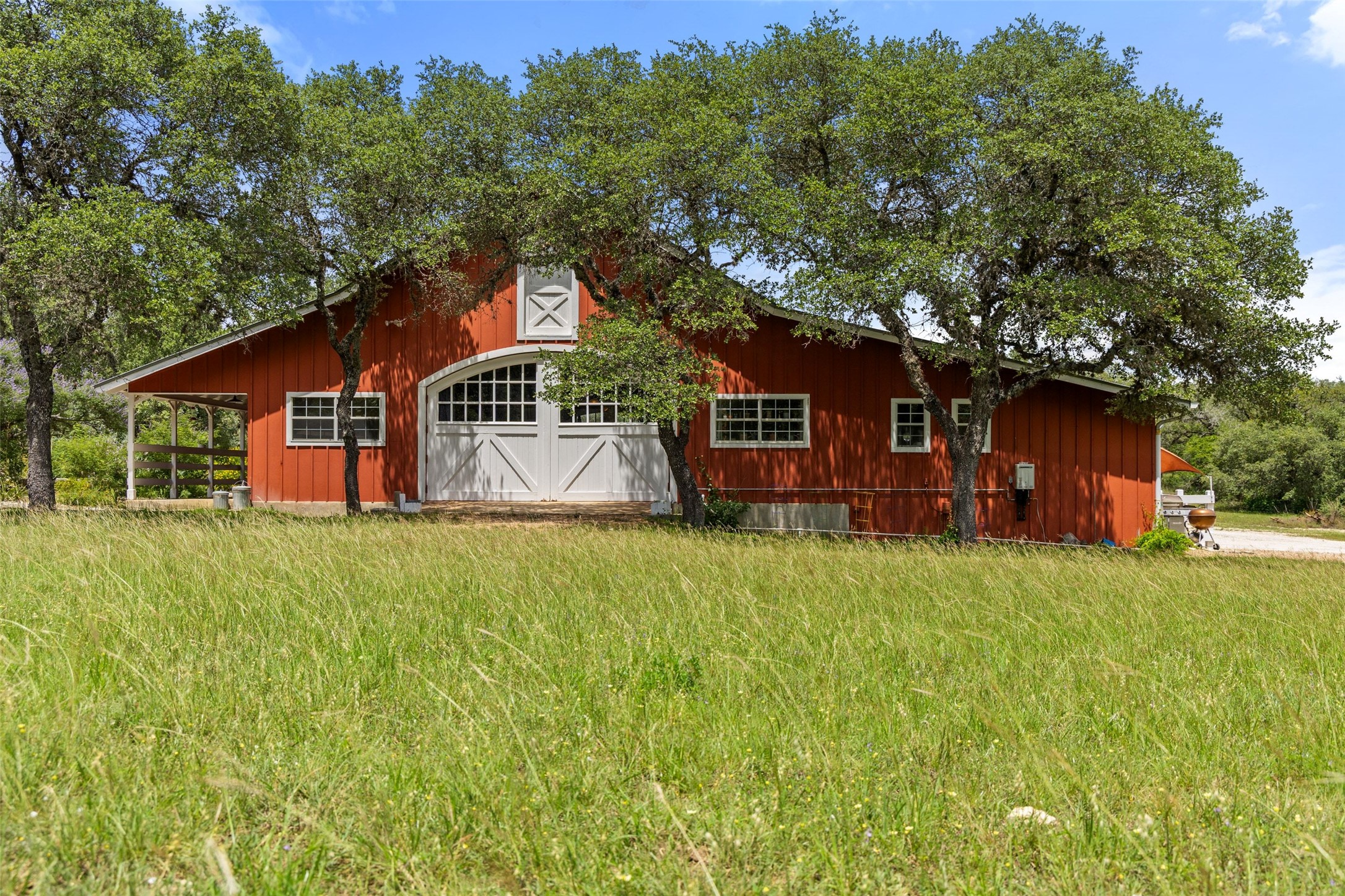 main property photo 35