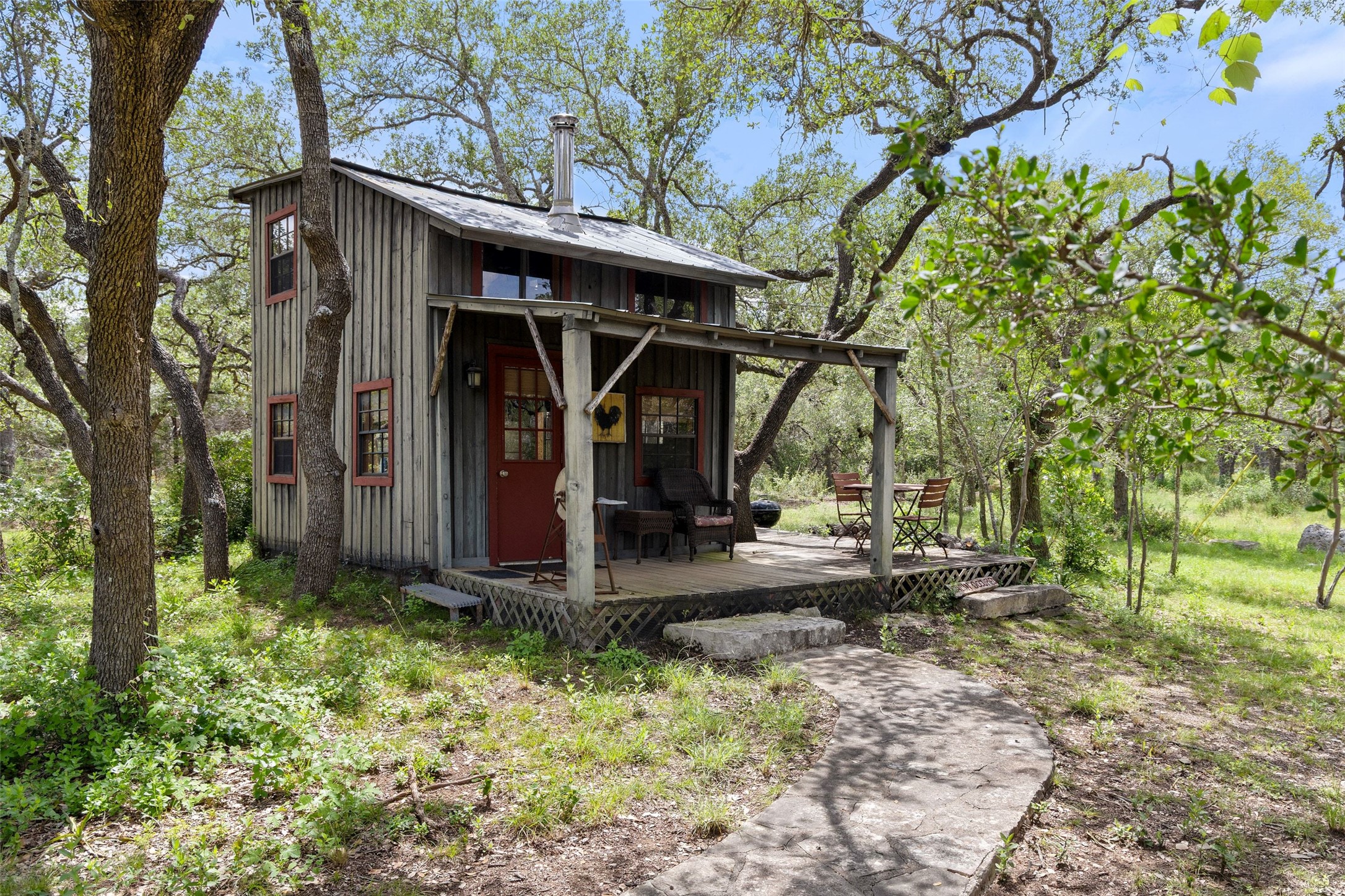 main property photo 38