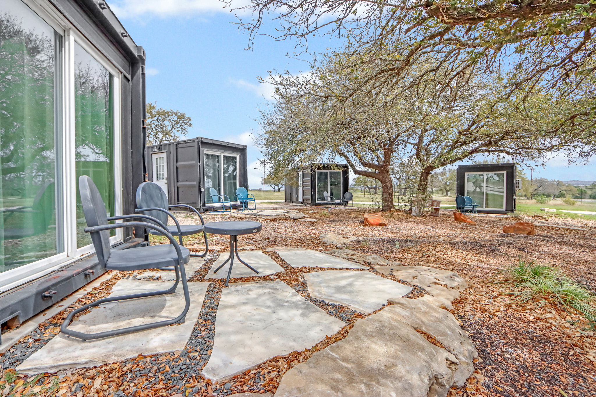 main property photo 19