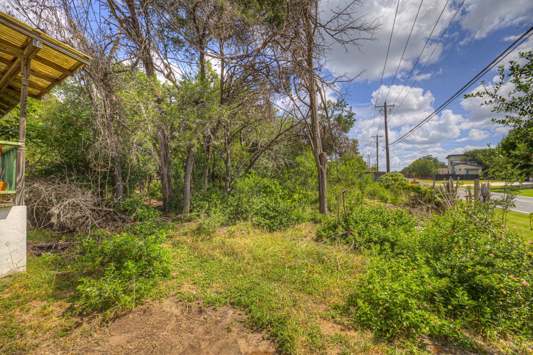 main property photo 16