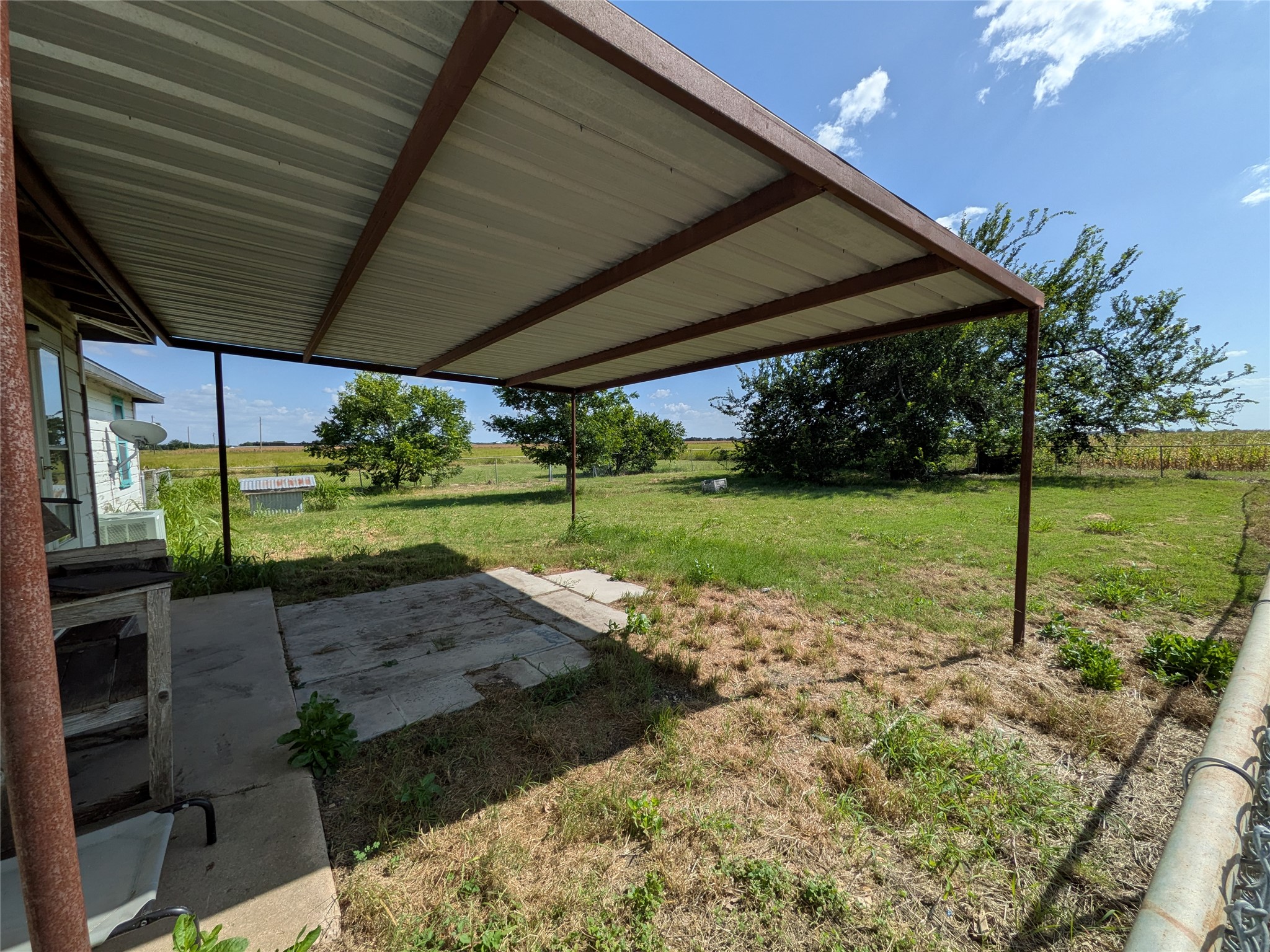 main property photo 26