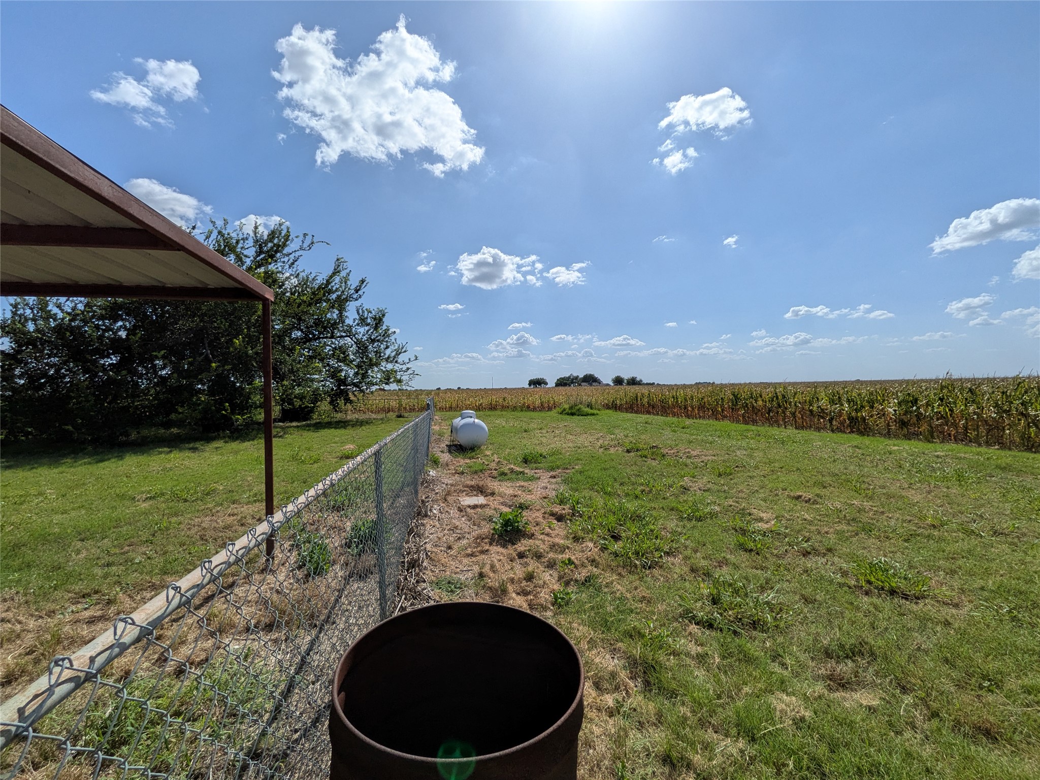 main property photo 27