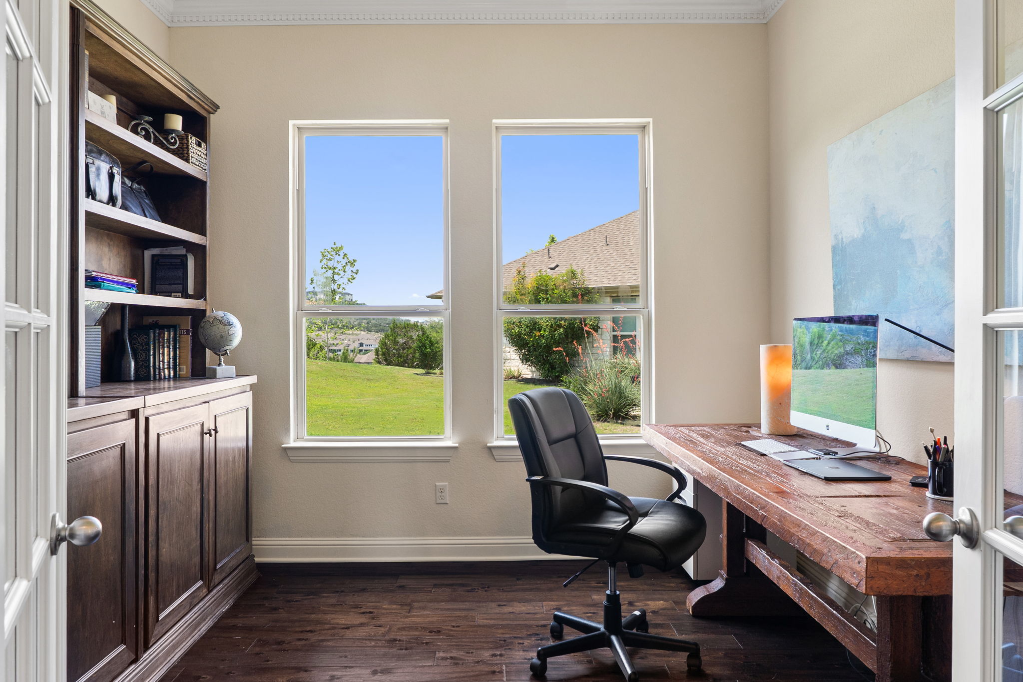 main property photo 30