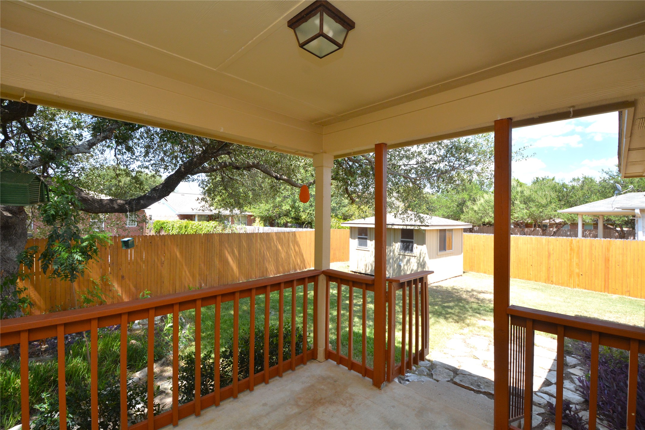 main property photo 29