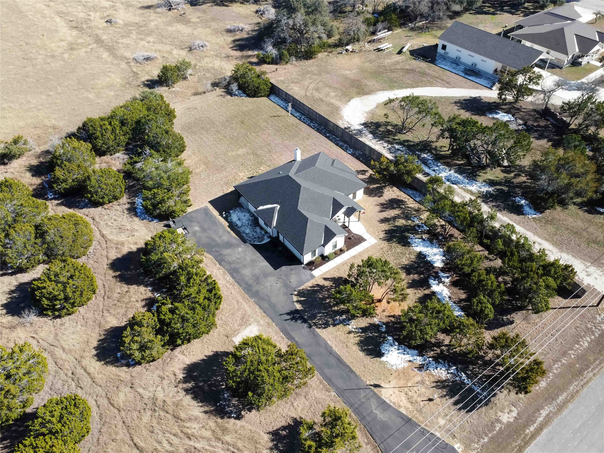 main property photo 31