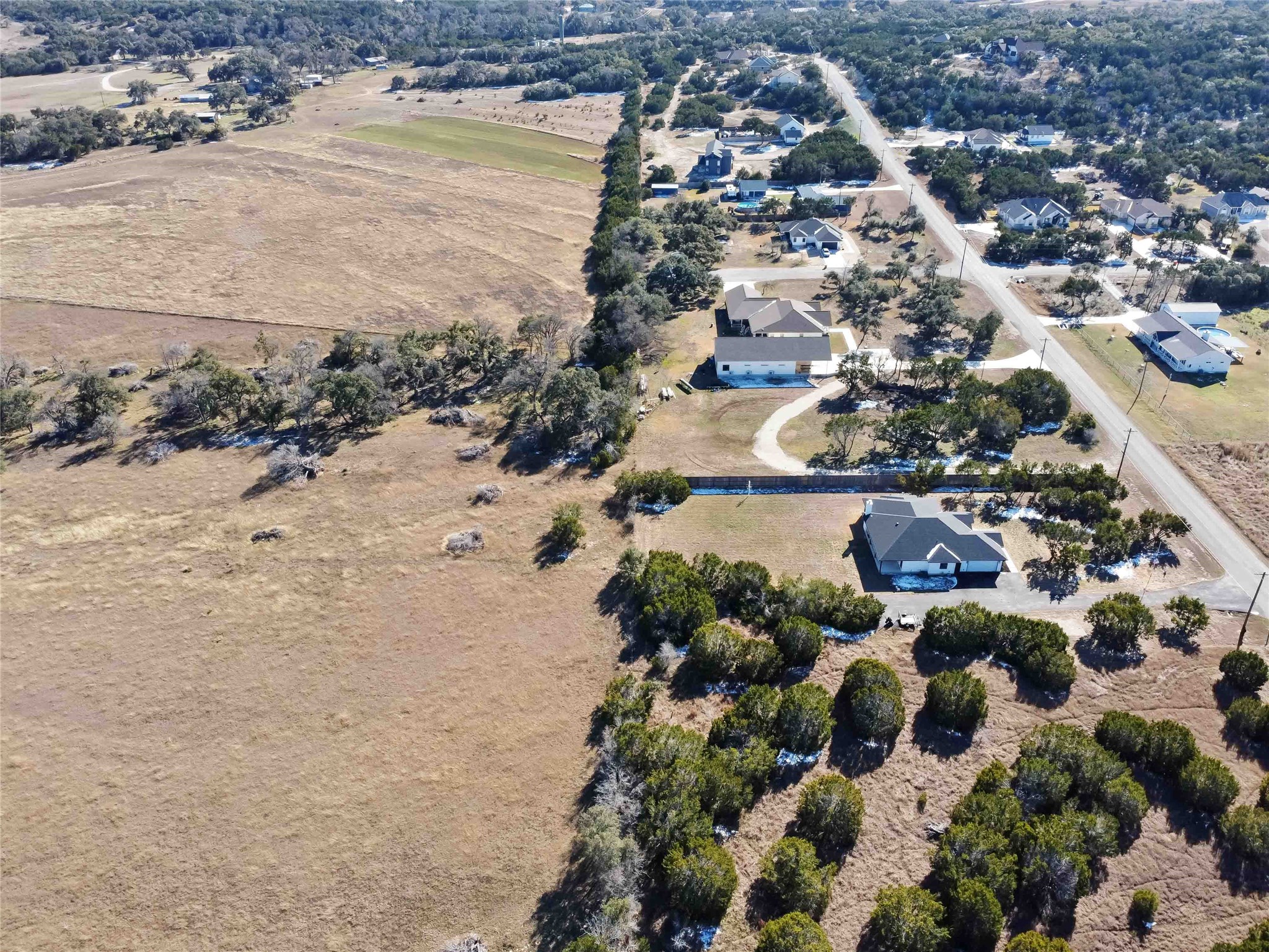 main property photo 37