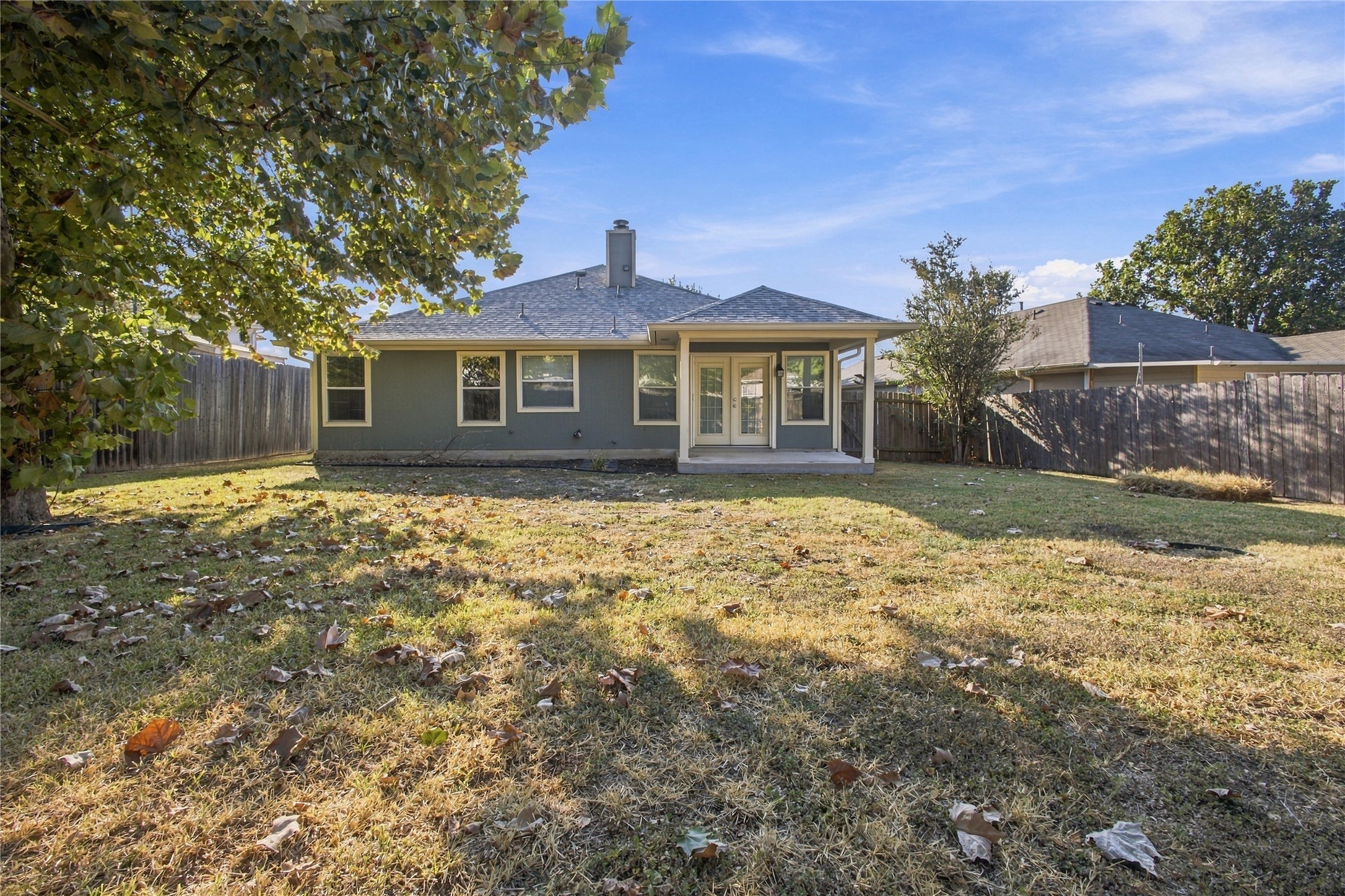 main property photo 18