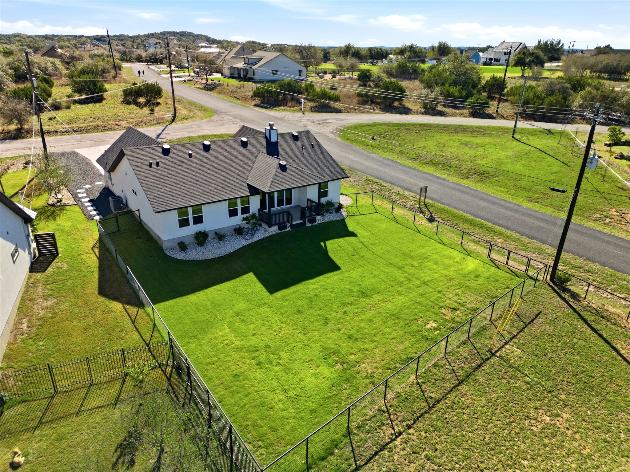 main property photo 35