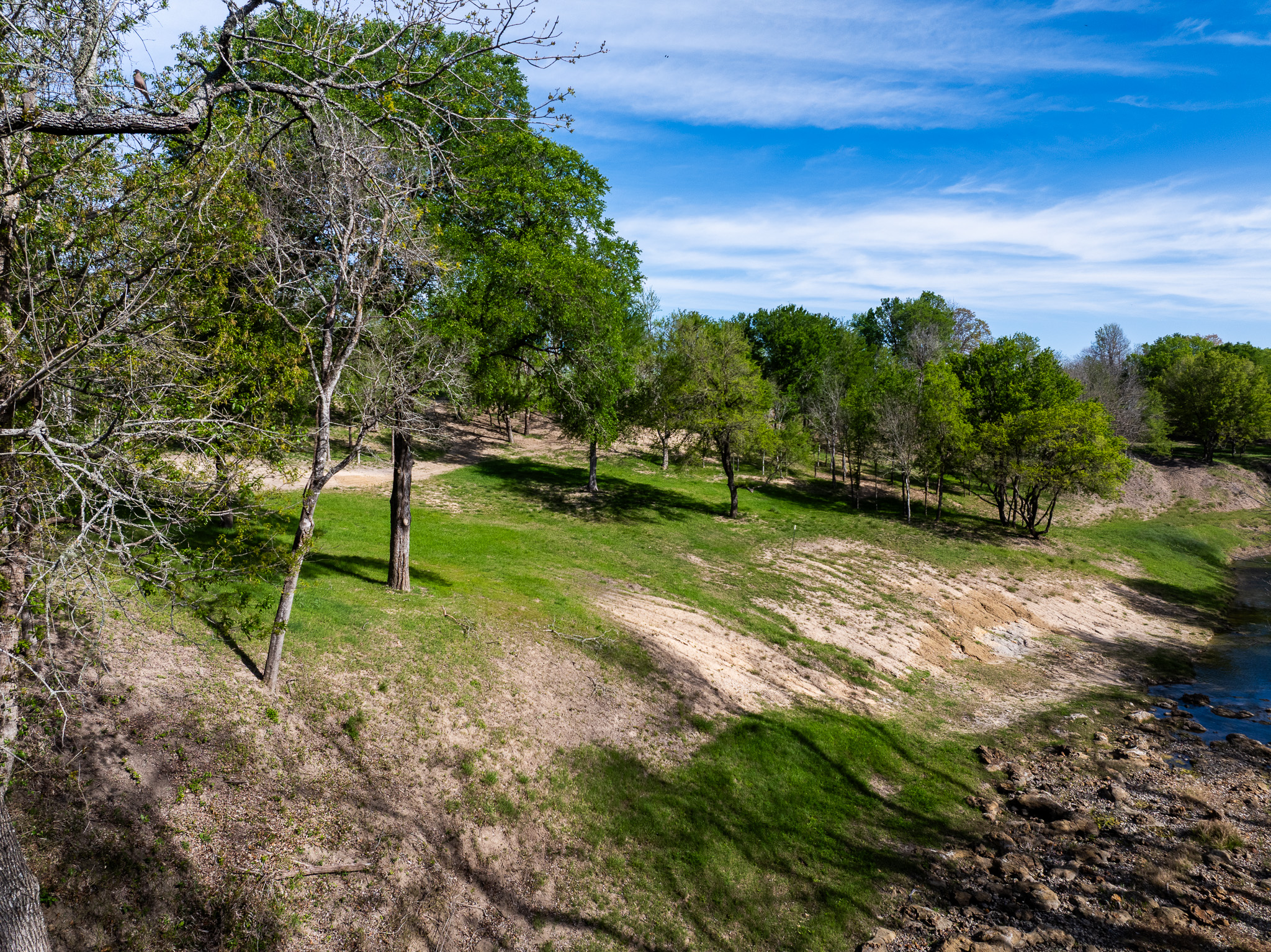 main property photo 14