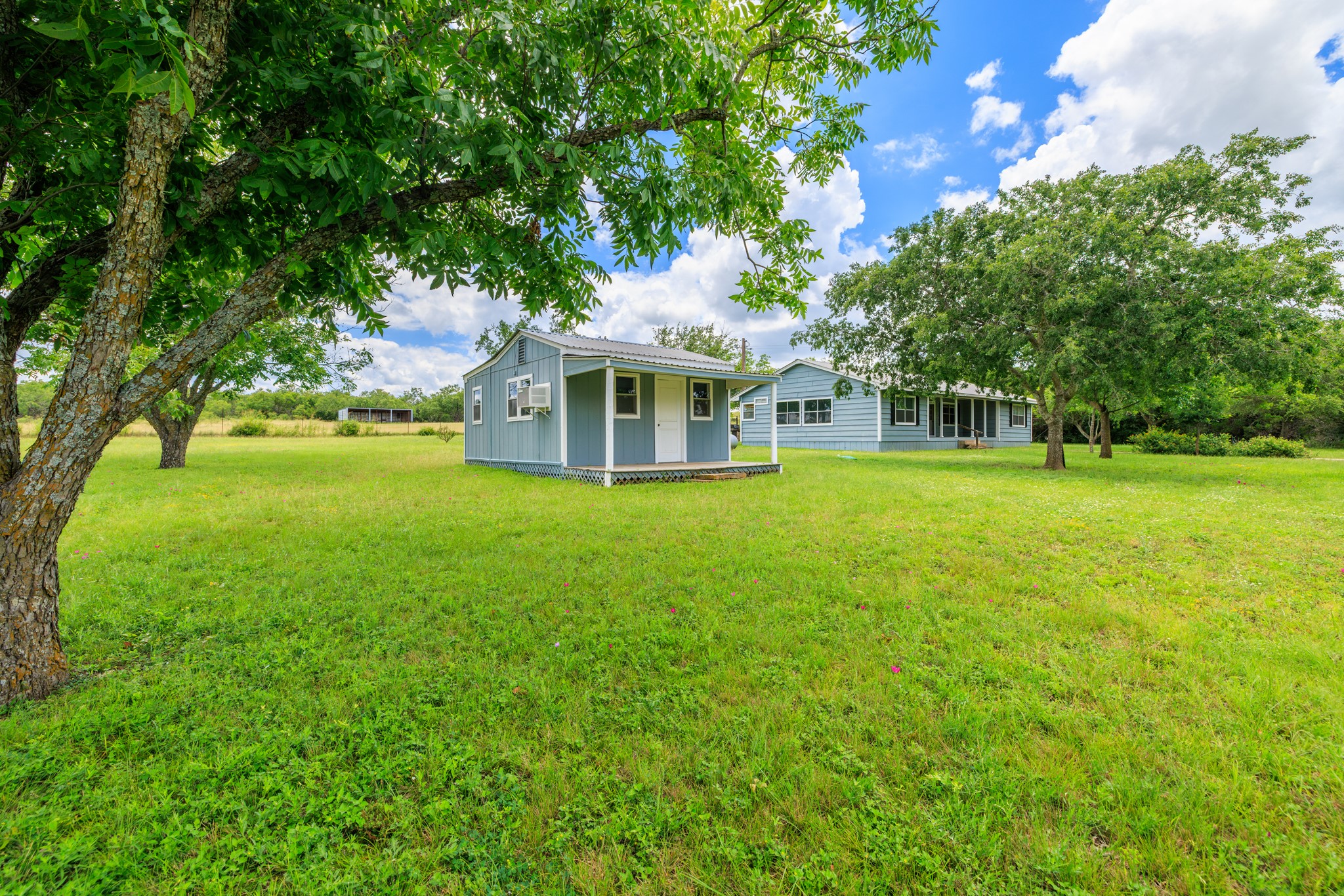 main property photo 25