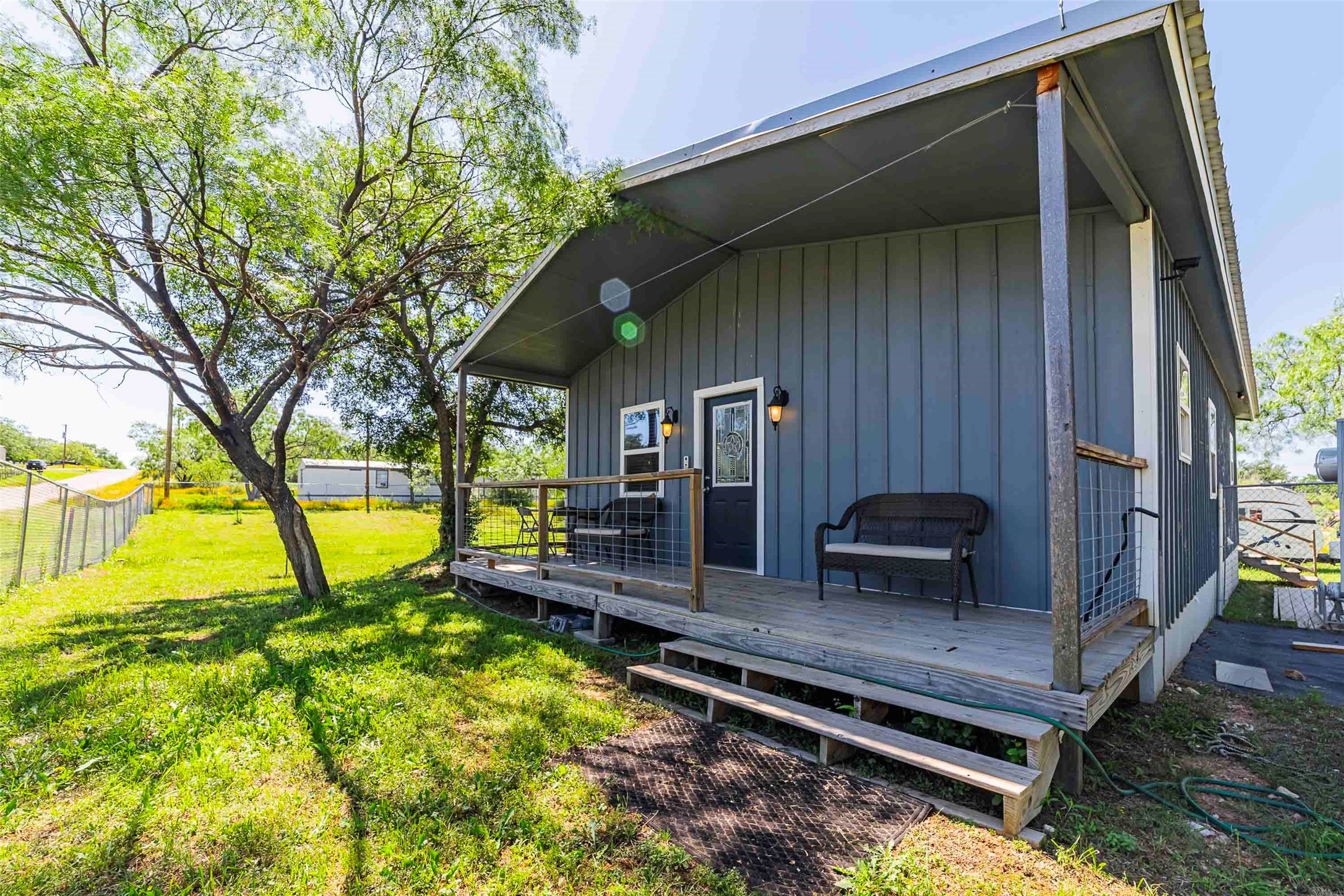 main property photo 22