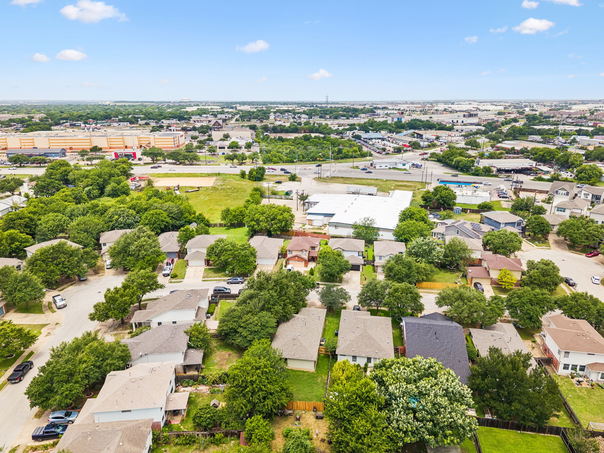 main property photo 32