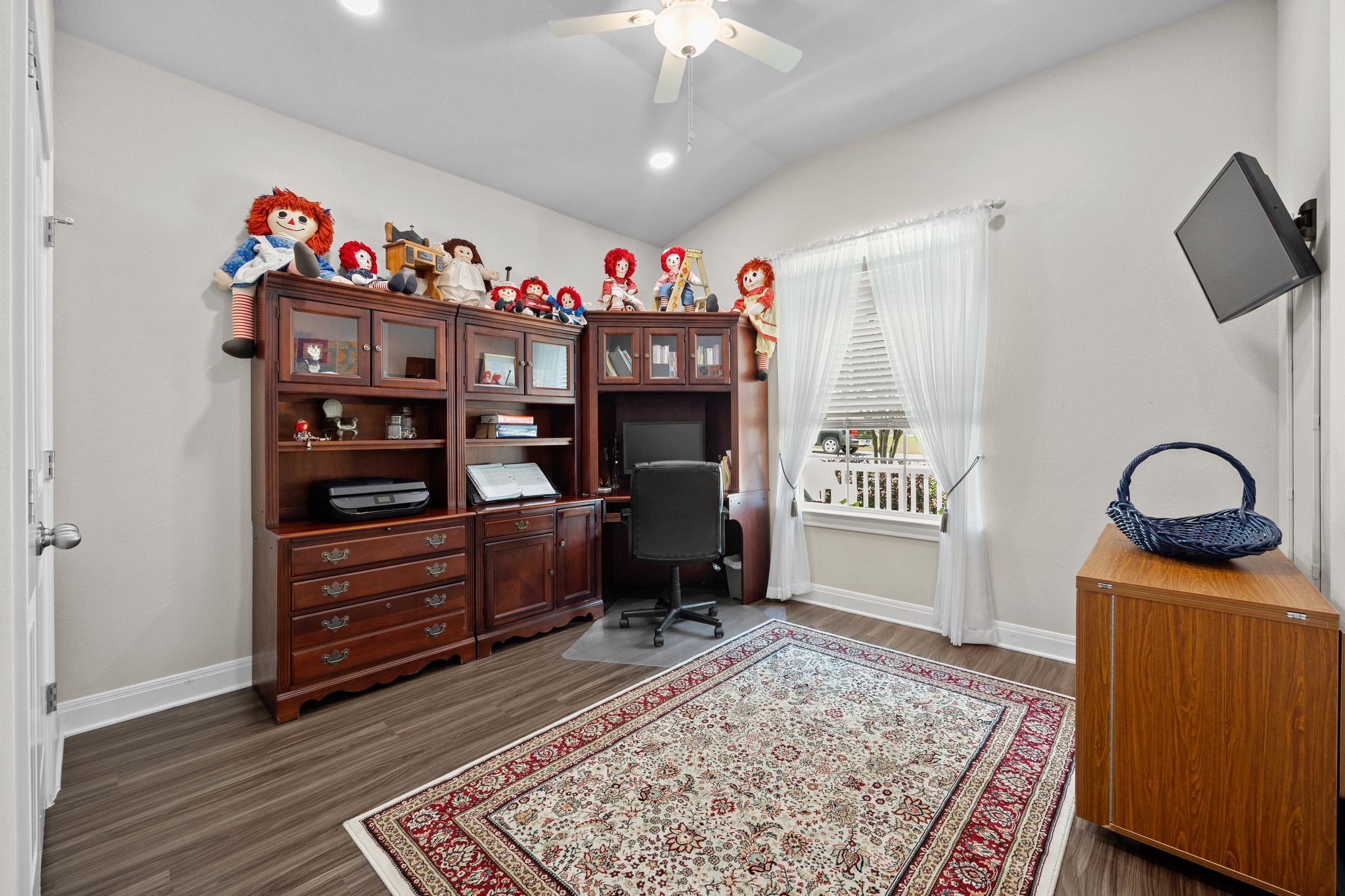 main property photo 5