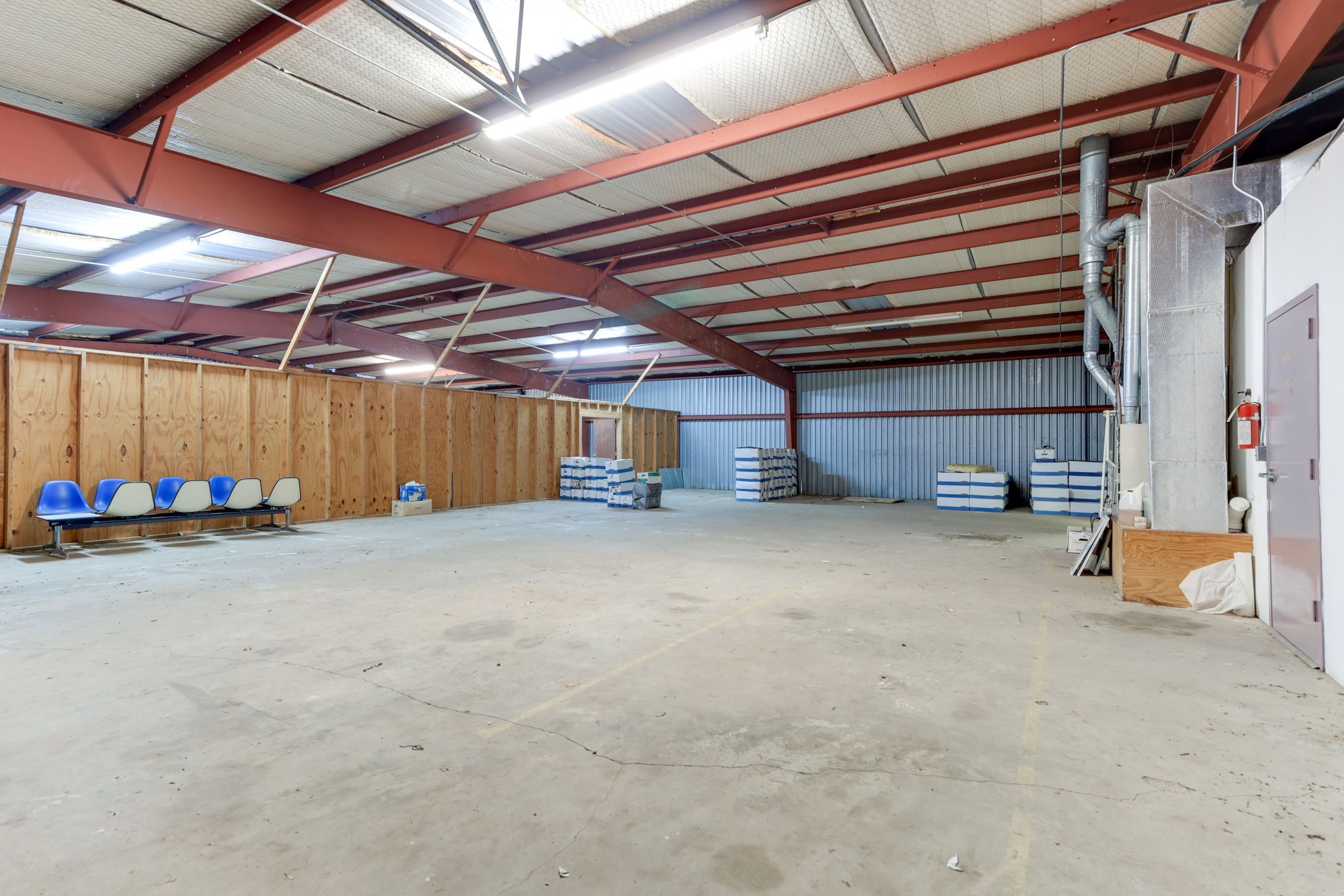 main property photo 25