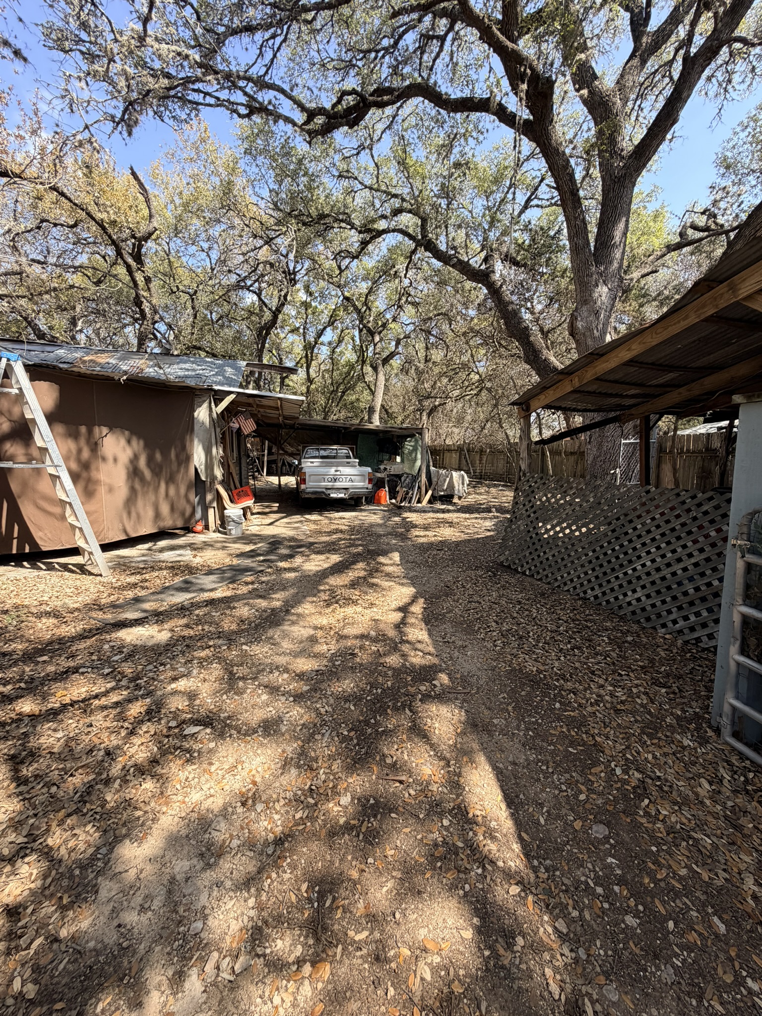 main property photo 12