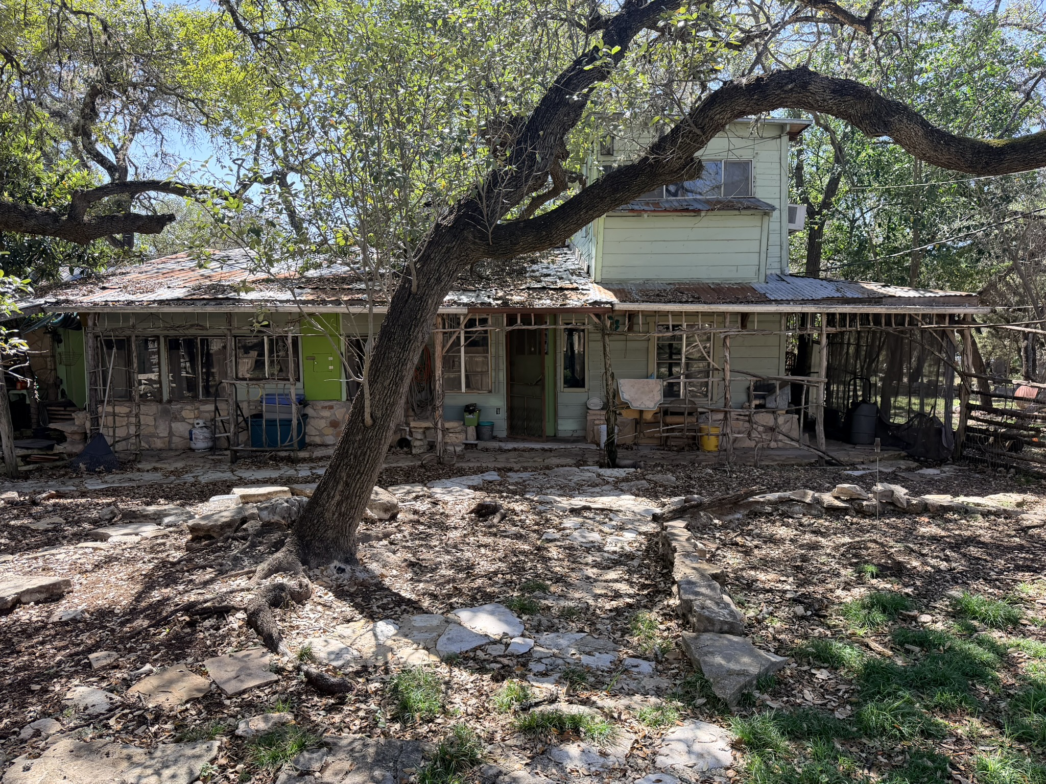 main property photo 19