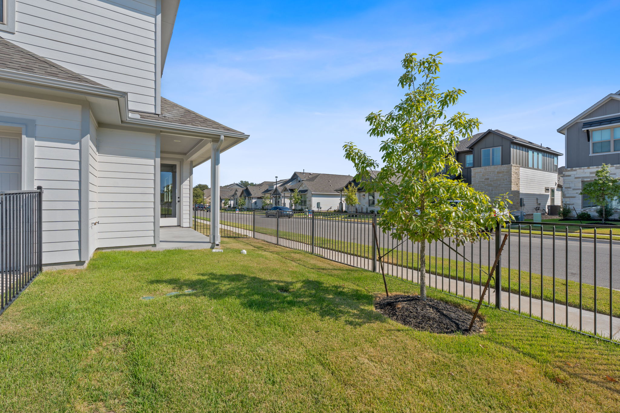 main property photo 19