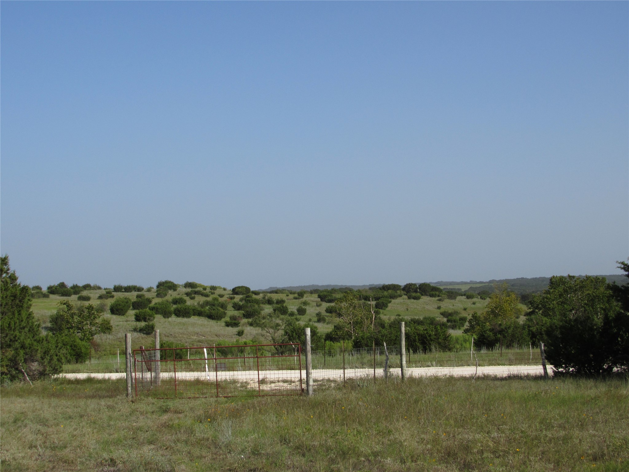 main property photo 24