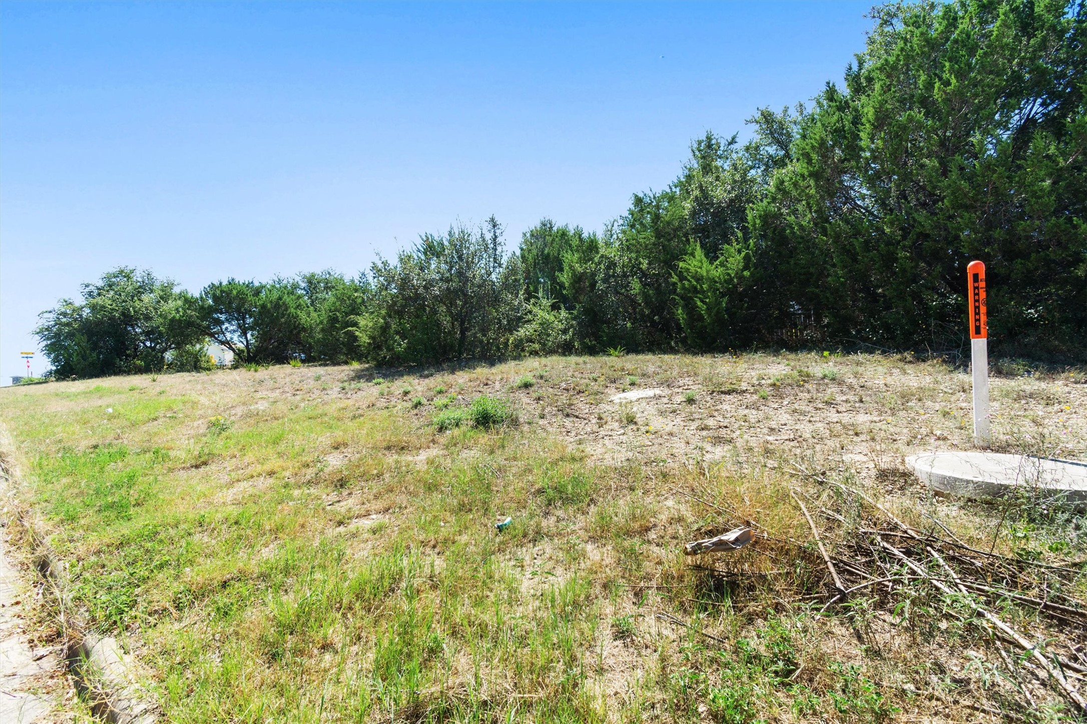main property photo 15