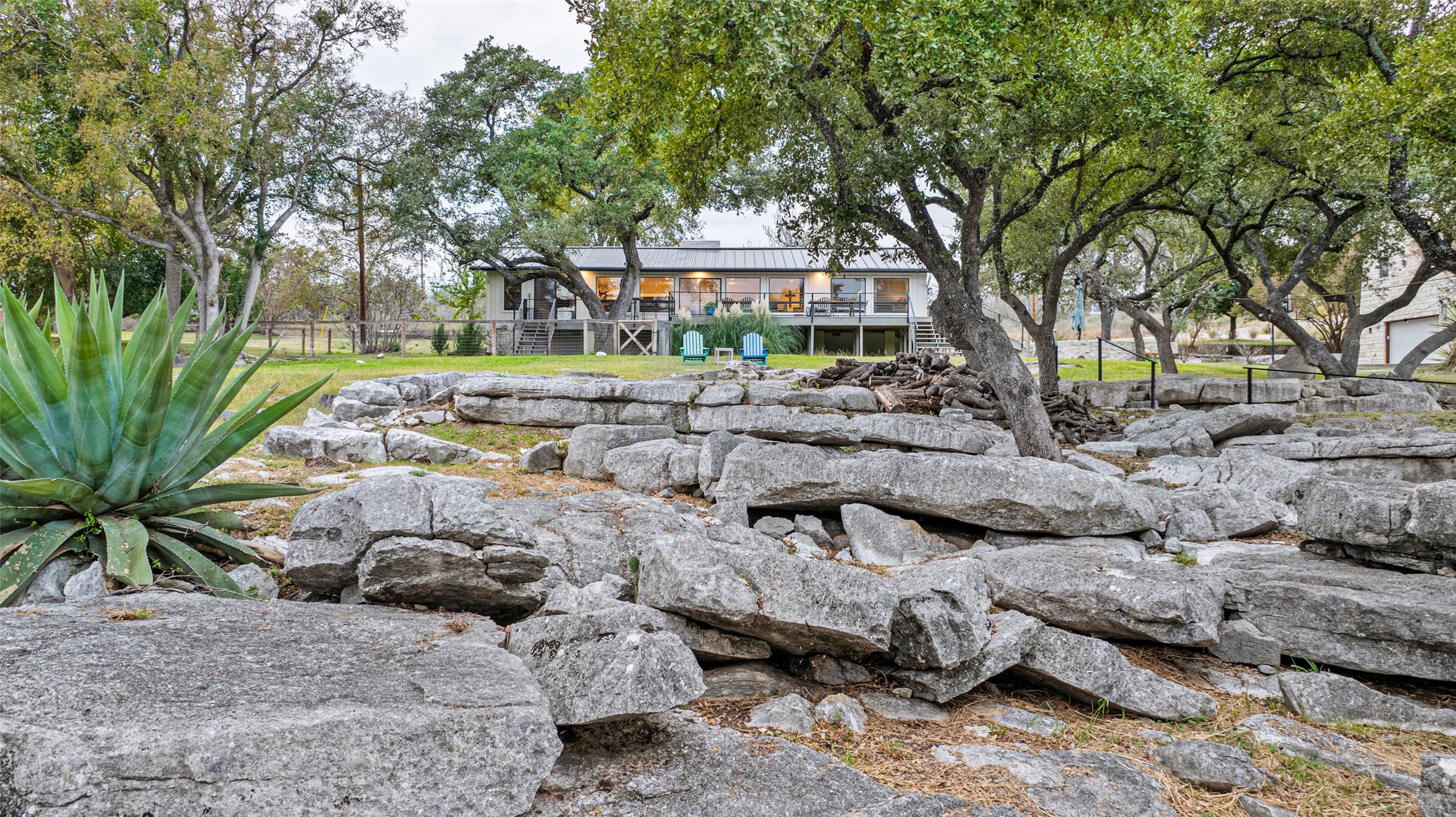 main property photo 14