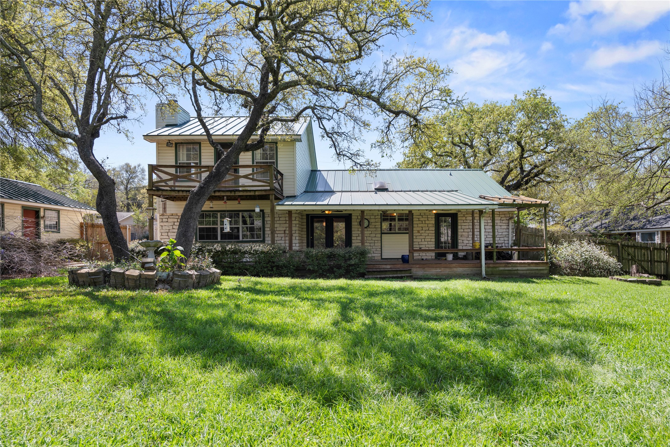 main property photo 25
