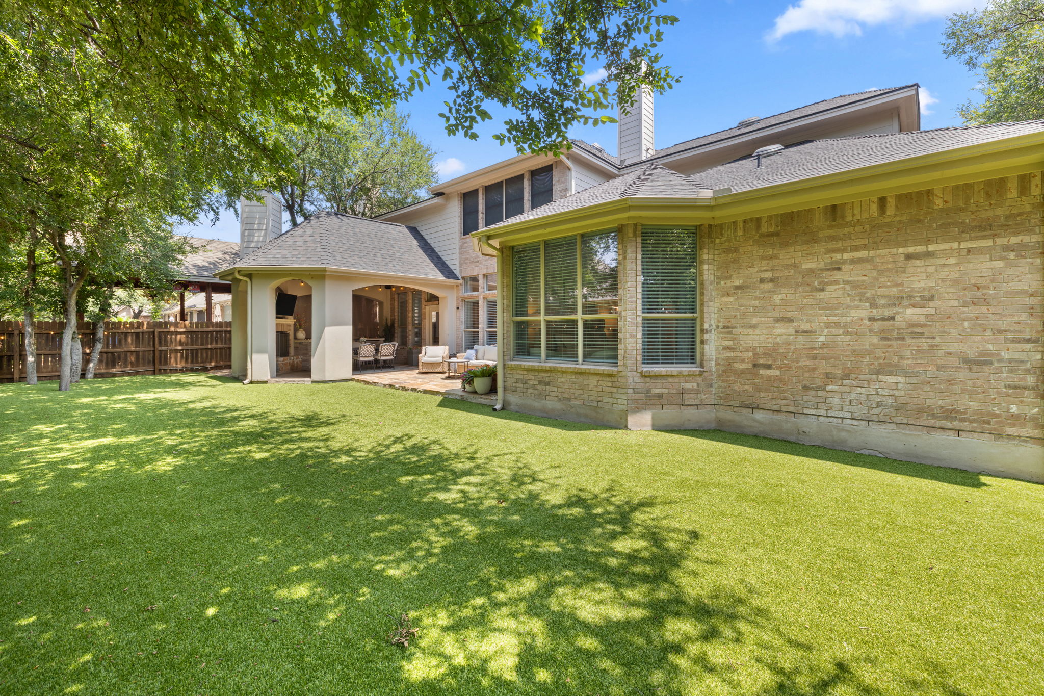 main property photo 37