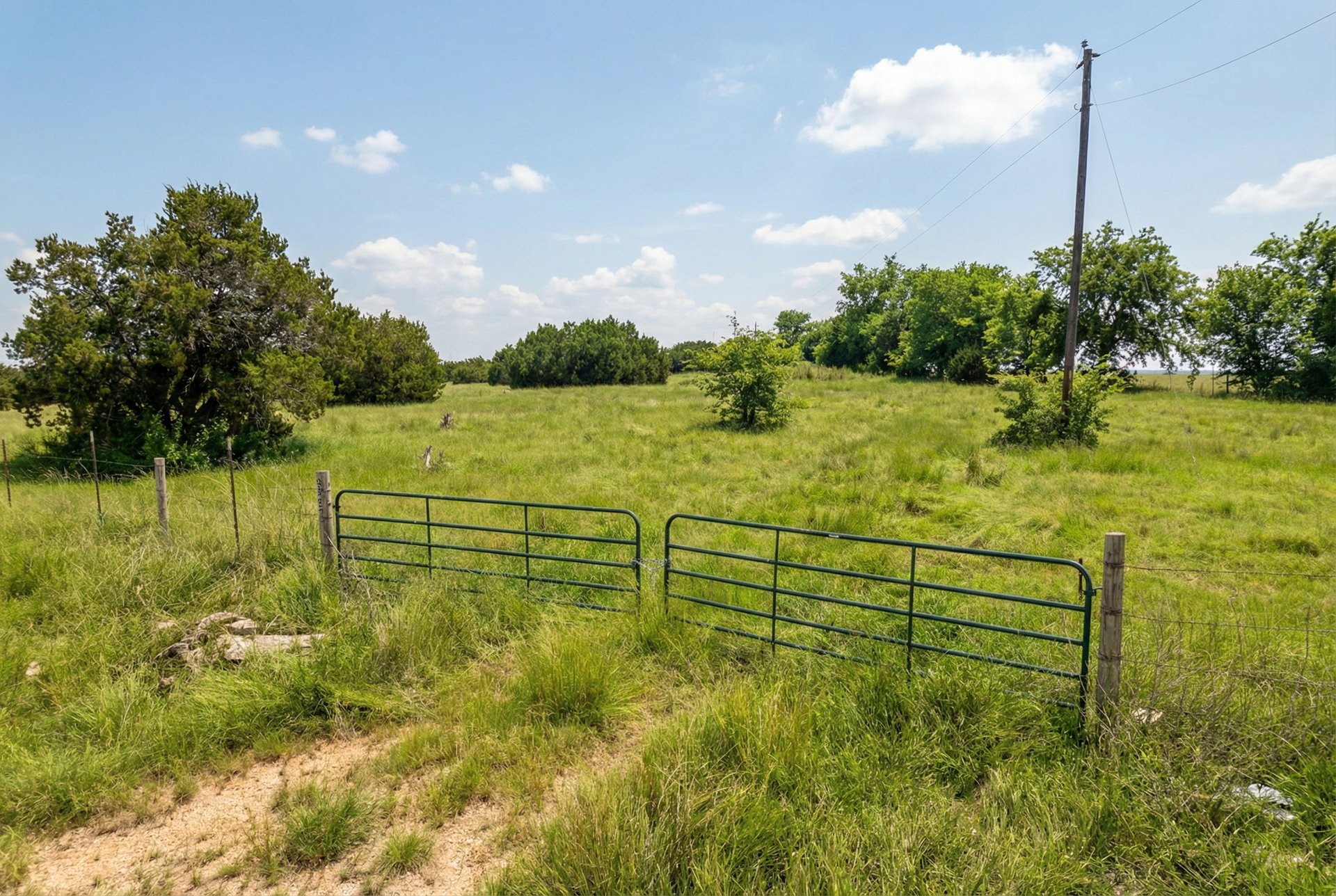 main property photo 12