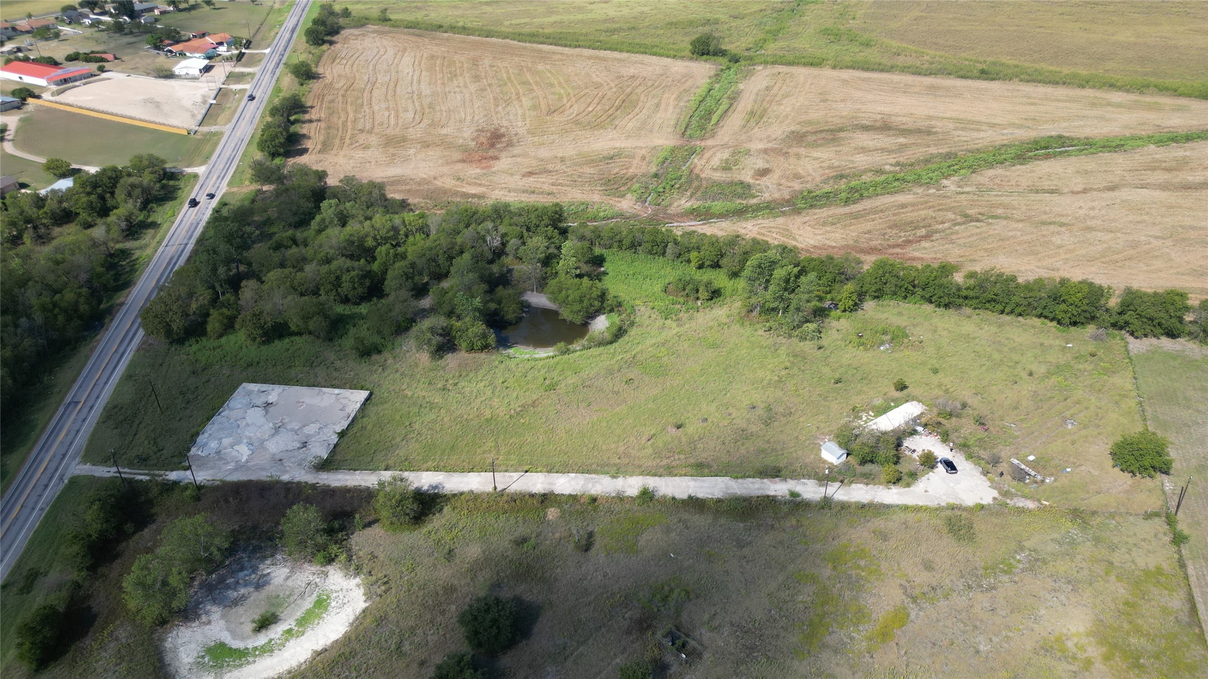 main property photo 11