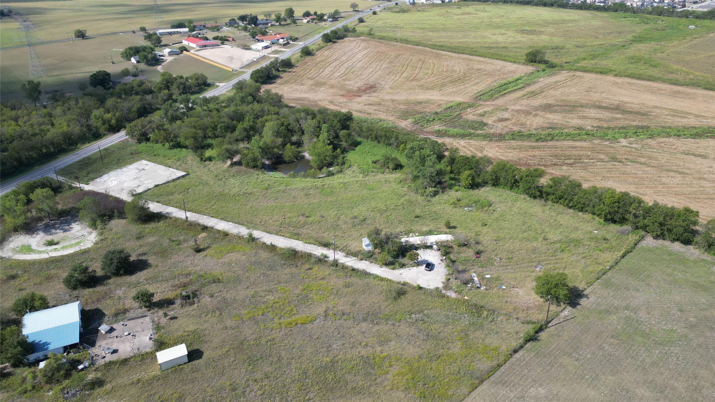 main property photo 5