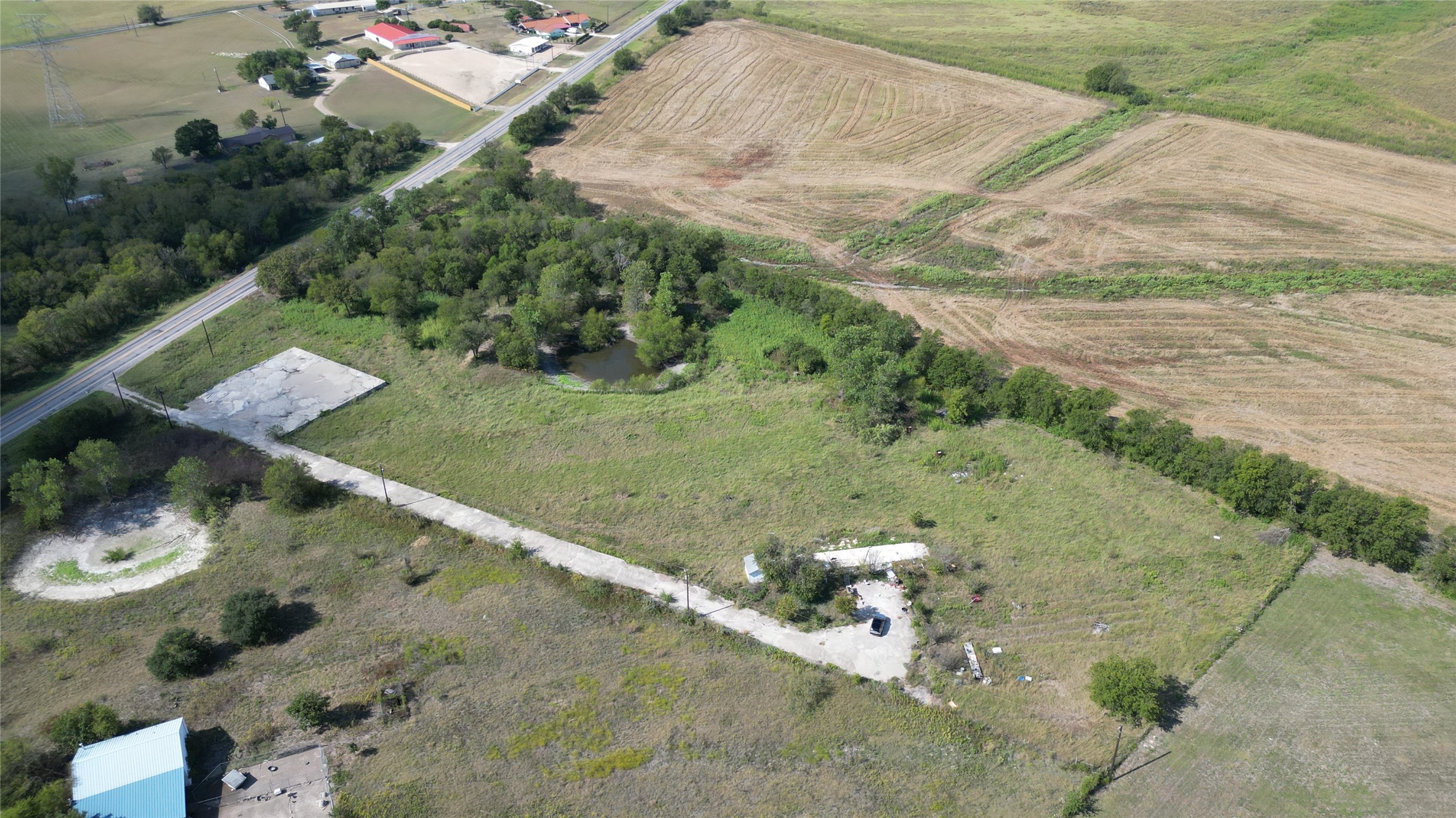 main property photo 7