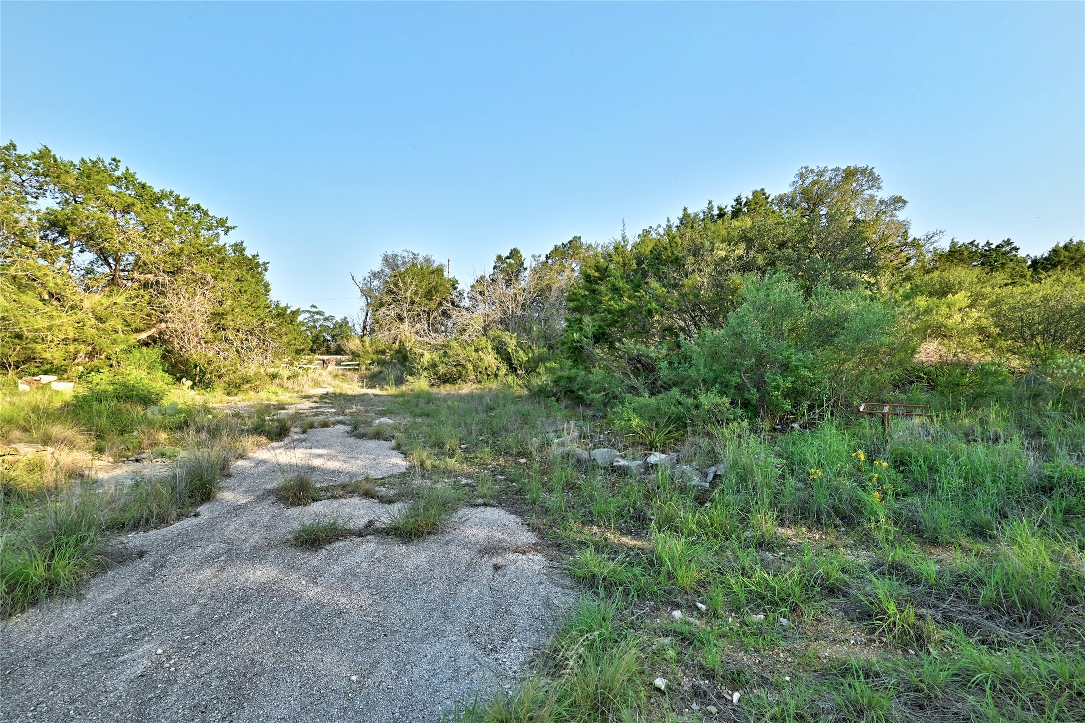 main property photo 13