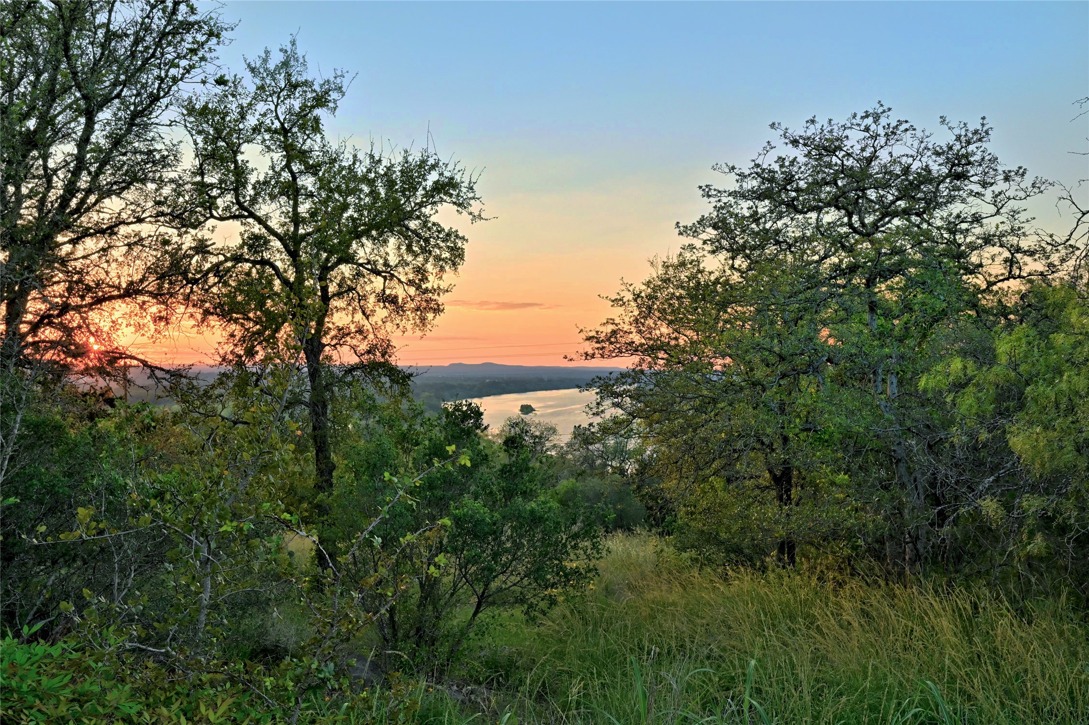 main property photo 25