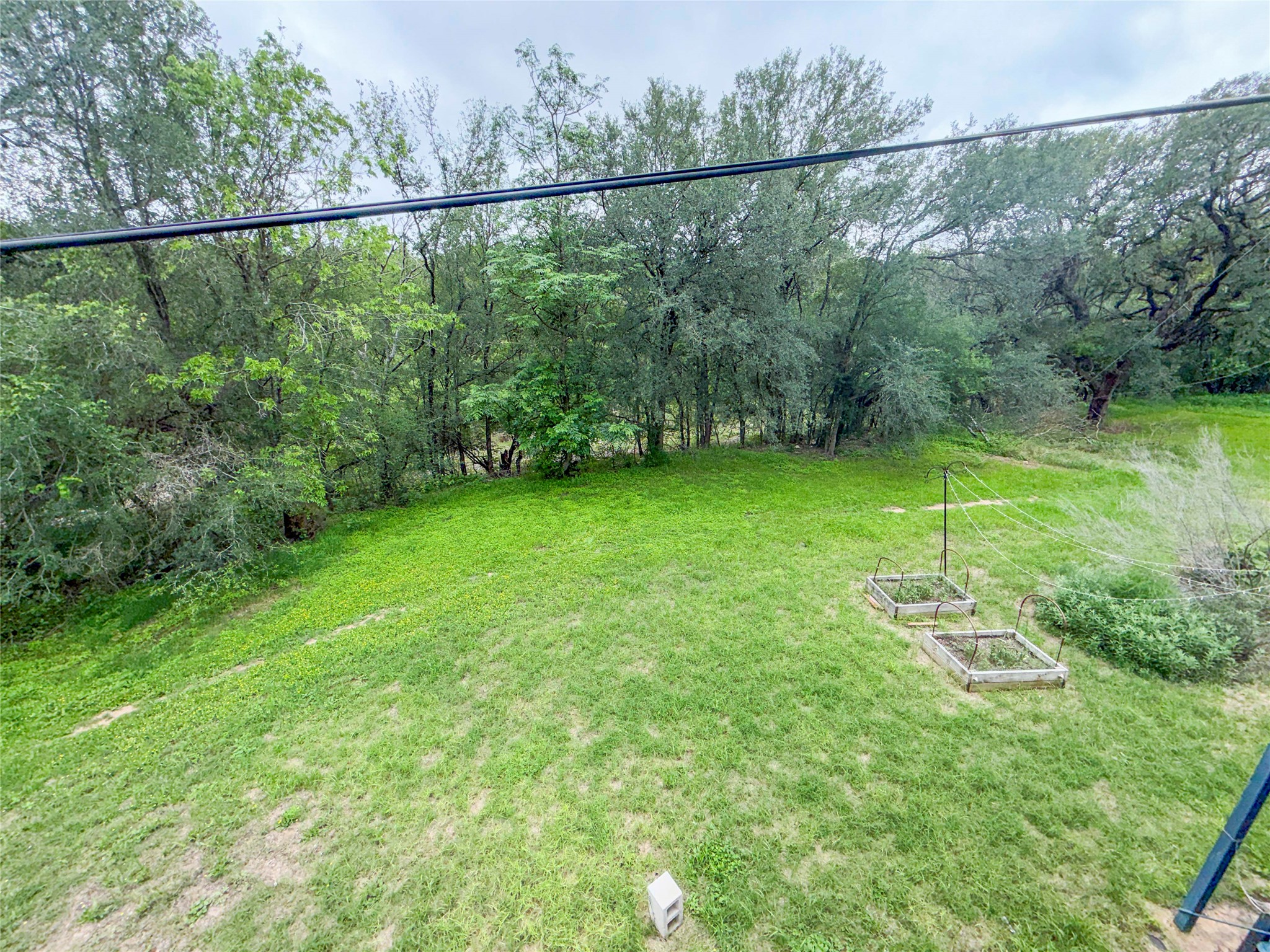 main property photo 16