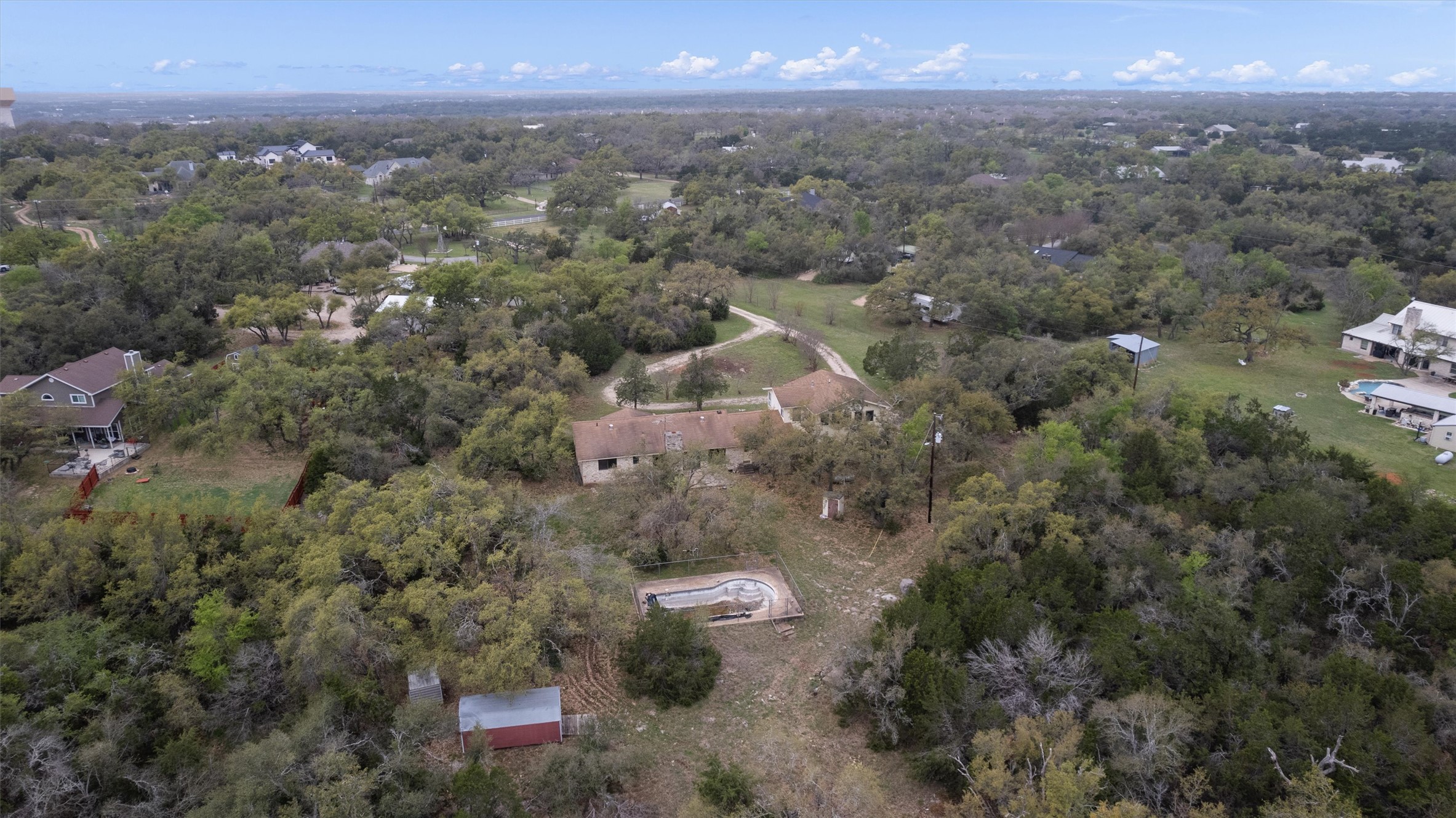 main property photo 31