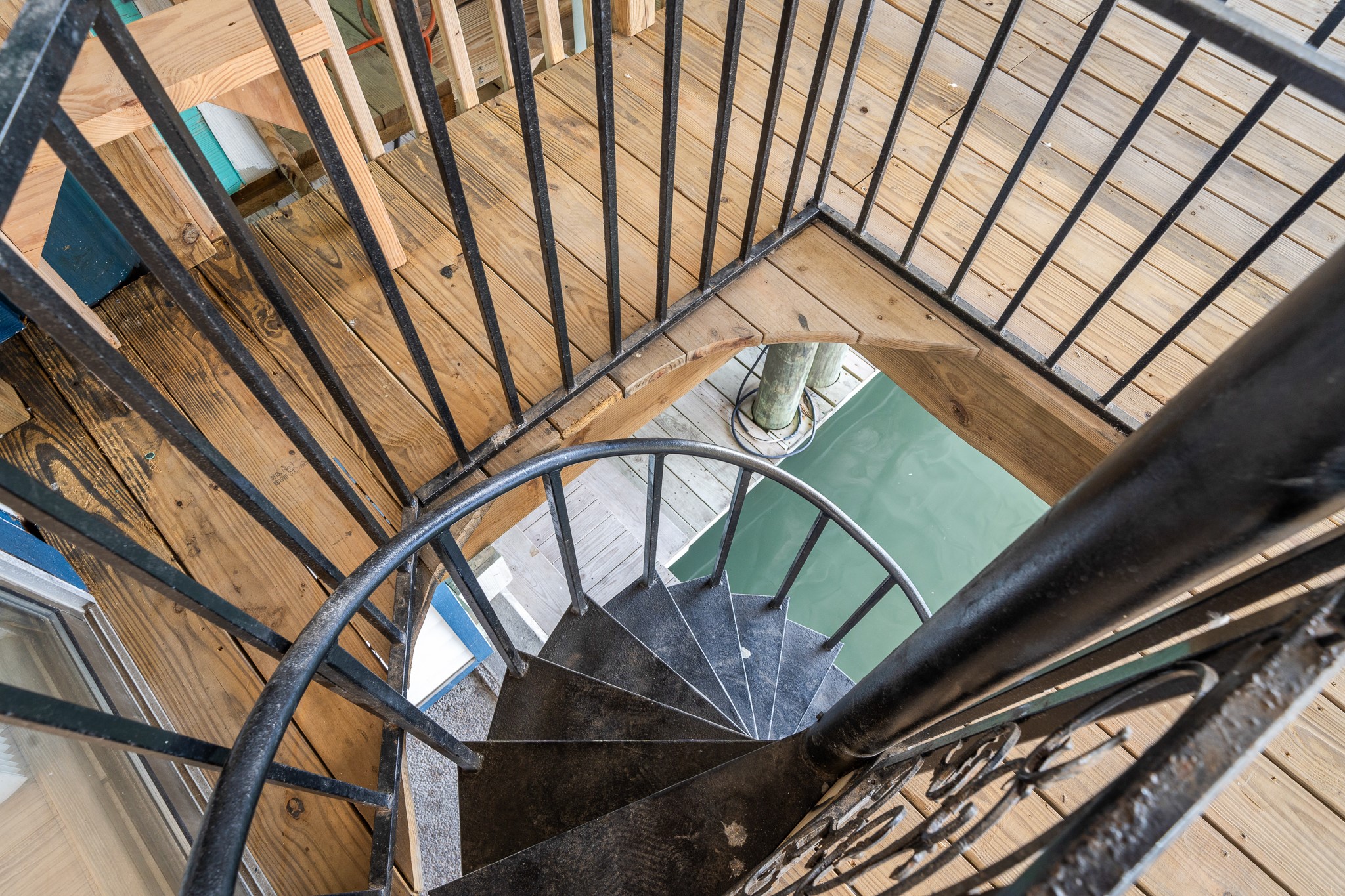 main property photo 27