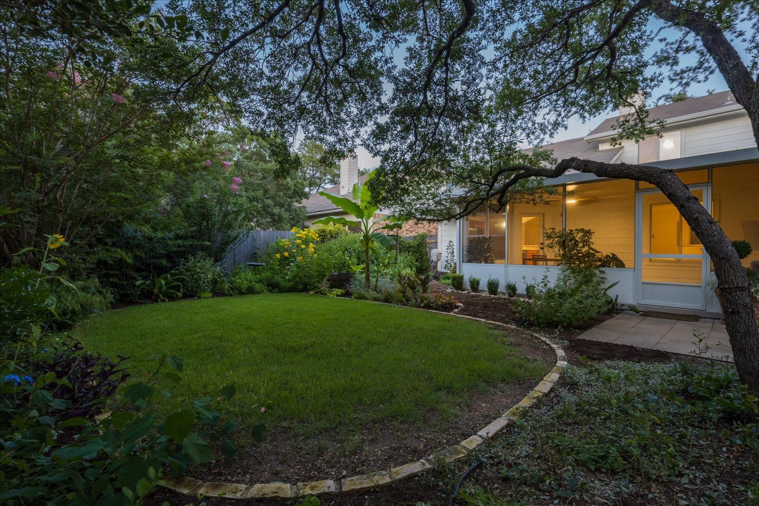 main property photo 31