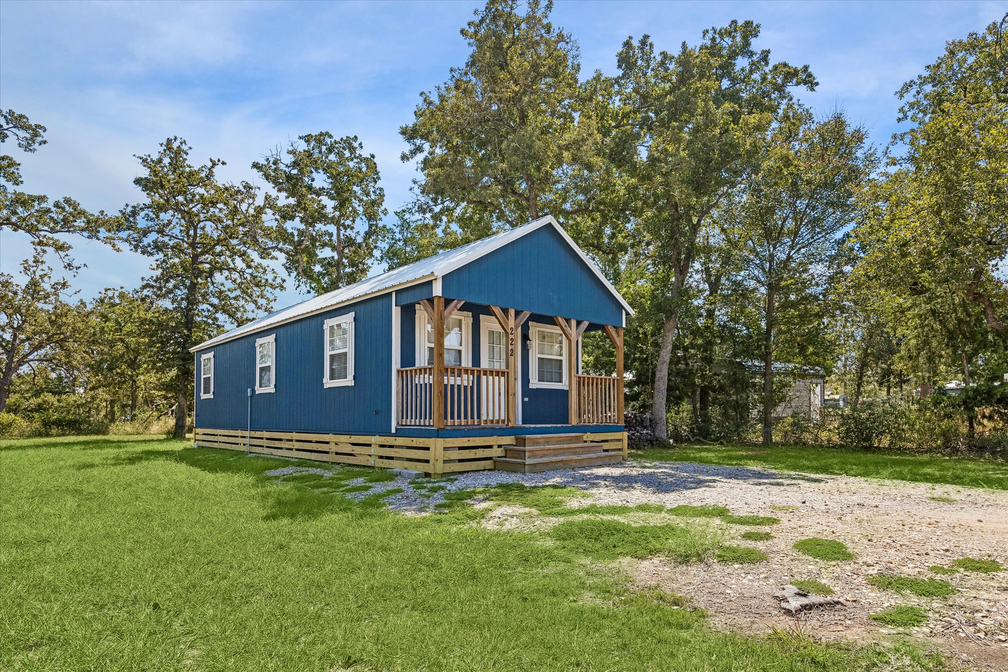 main property photo 15