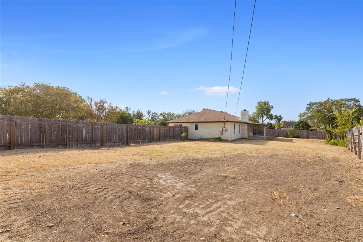 main property photo 22