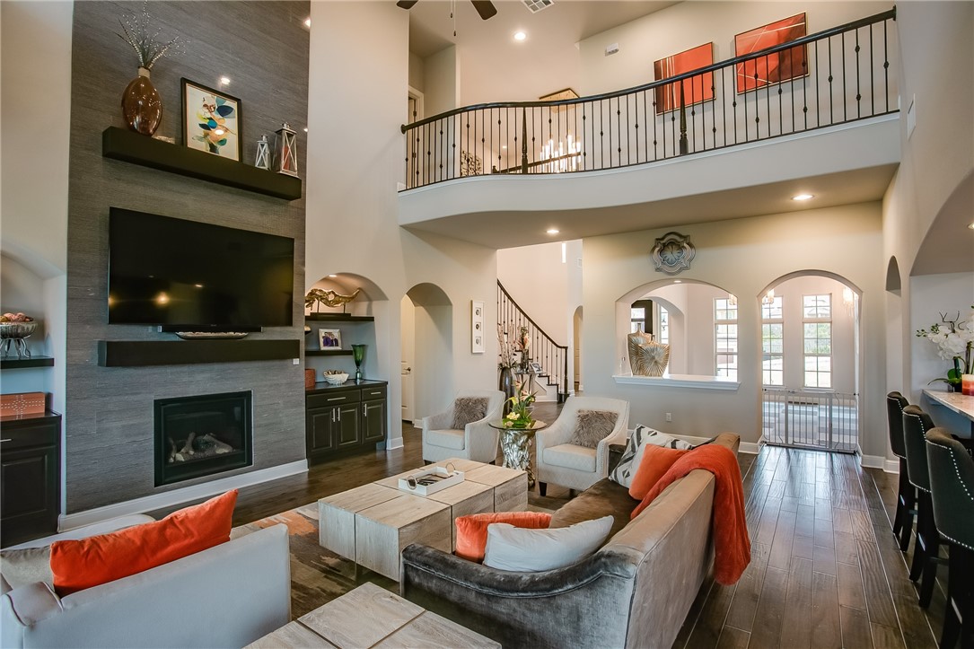 main property photo 7