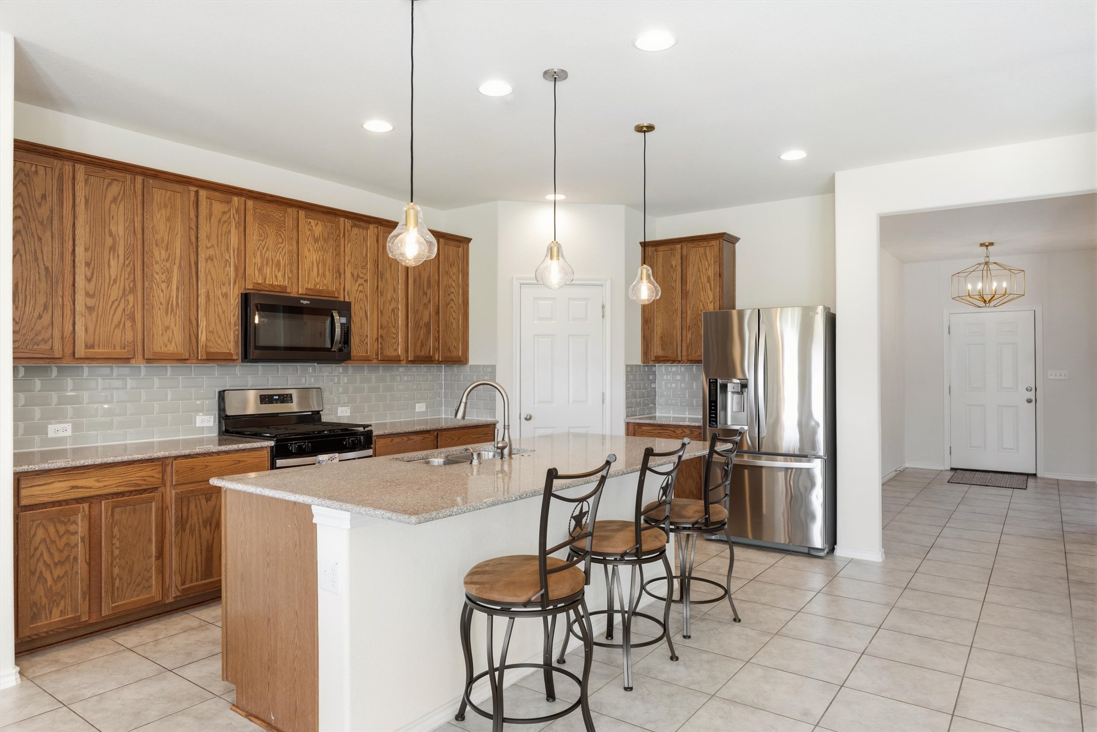 main property photo 13