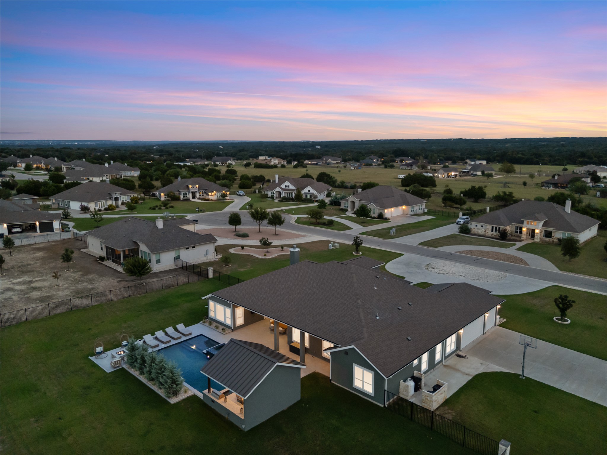 main property photo 36
