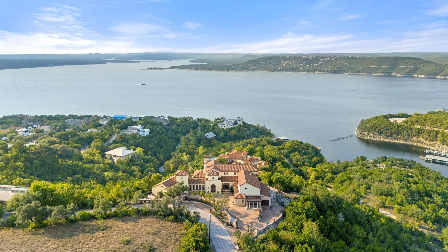 main property photo 32