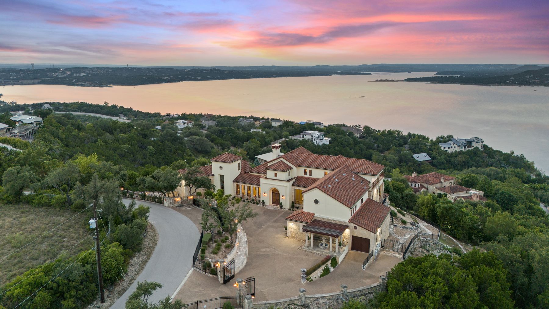 main property photo 33