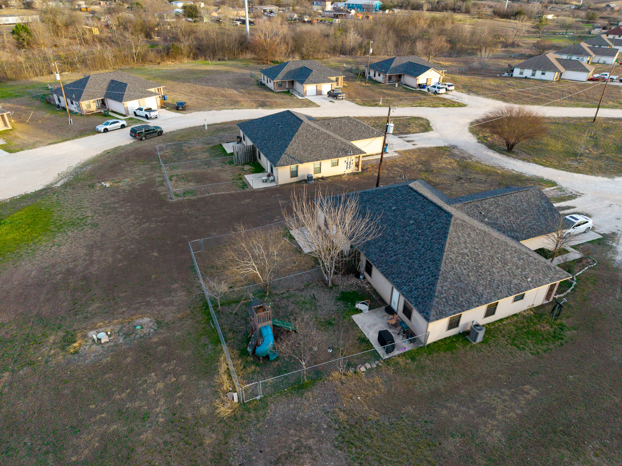 main property photo 9