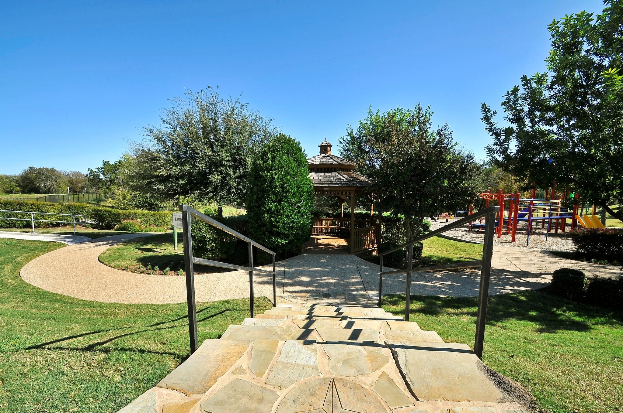 main property photo 36