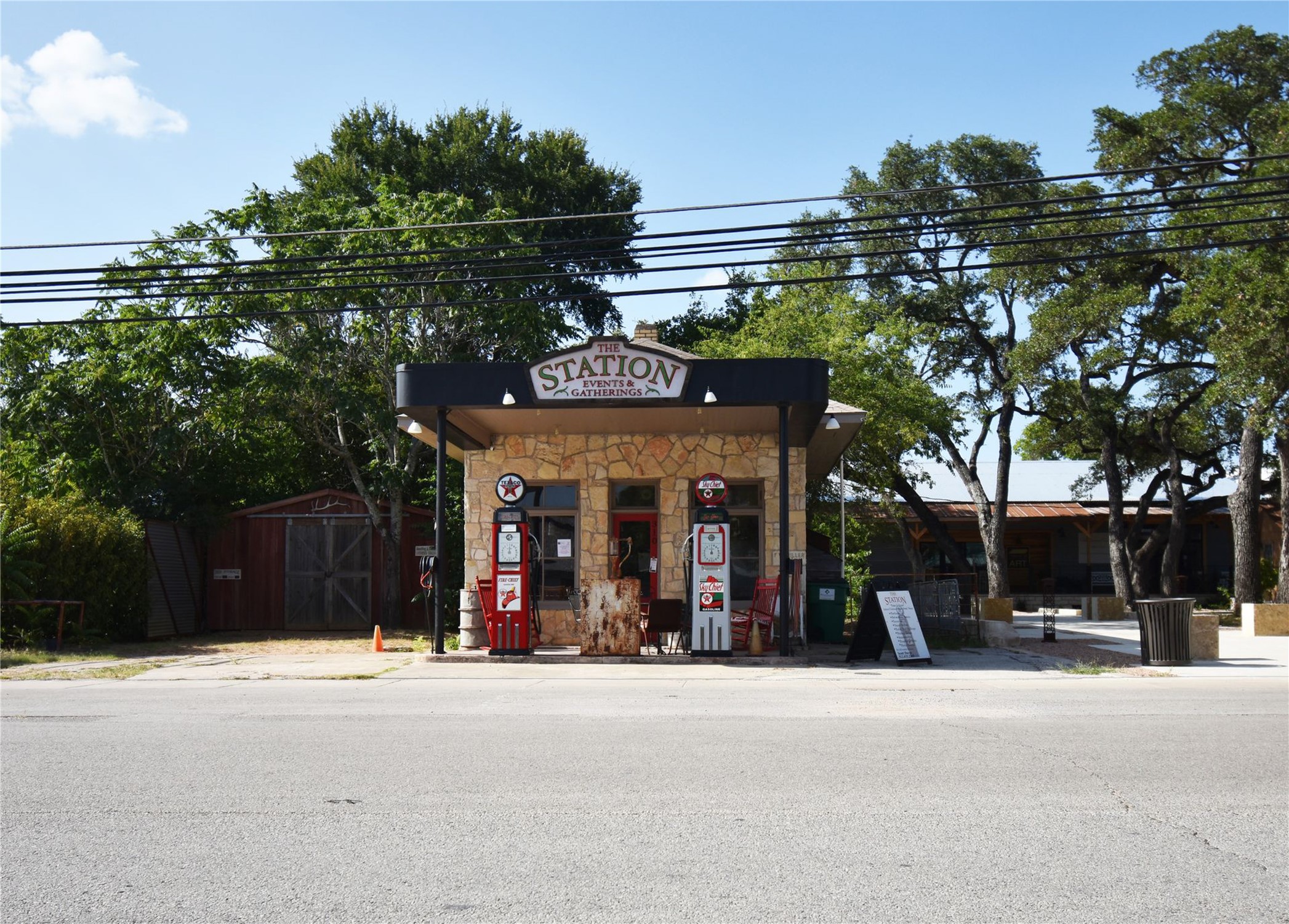 main property photo 27