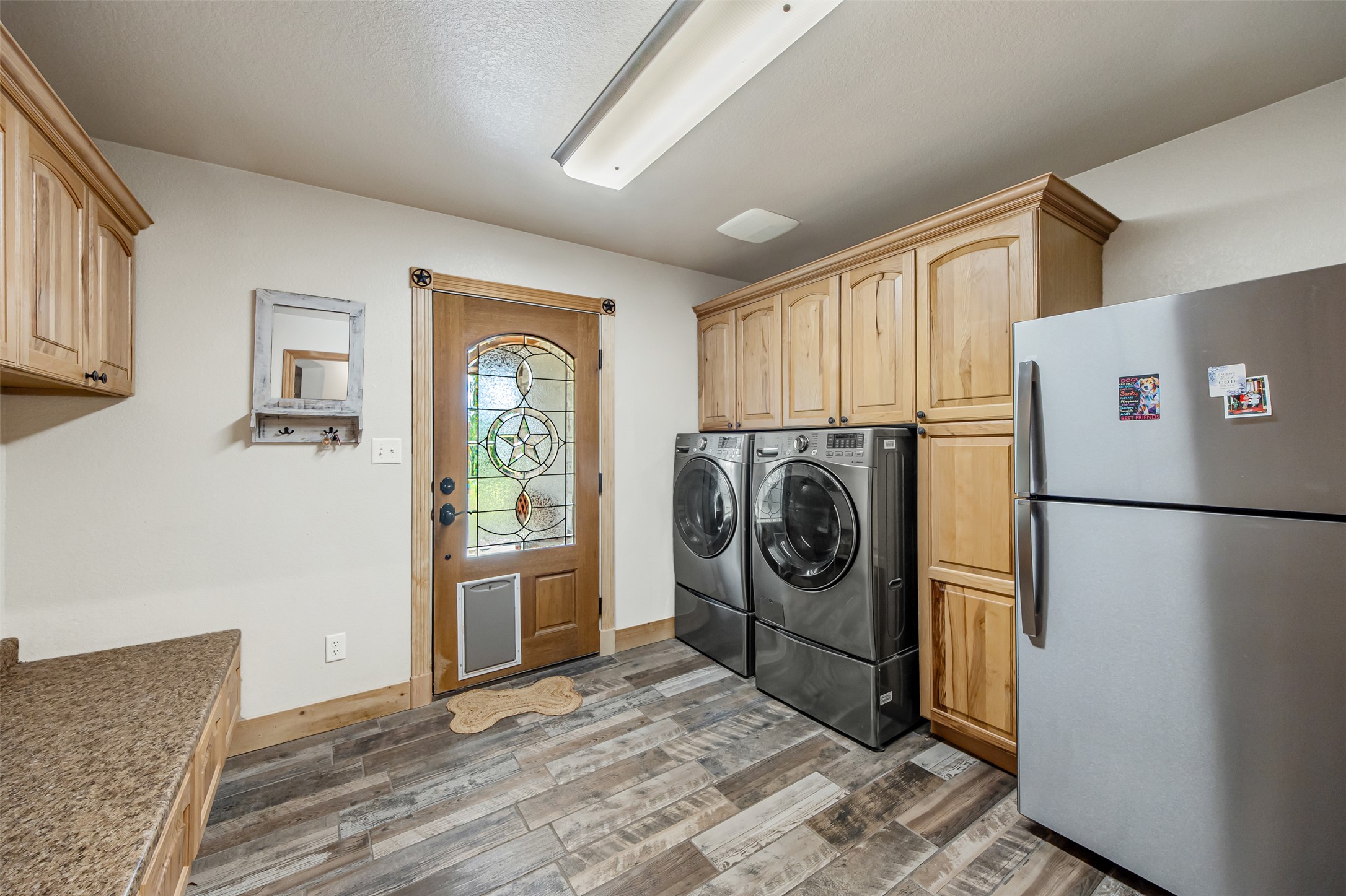 main property photo 20