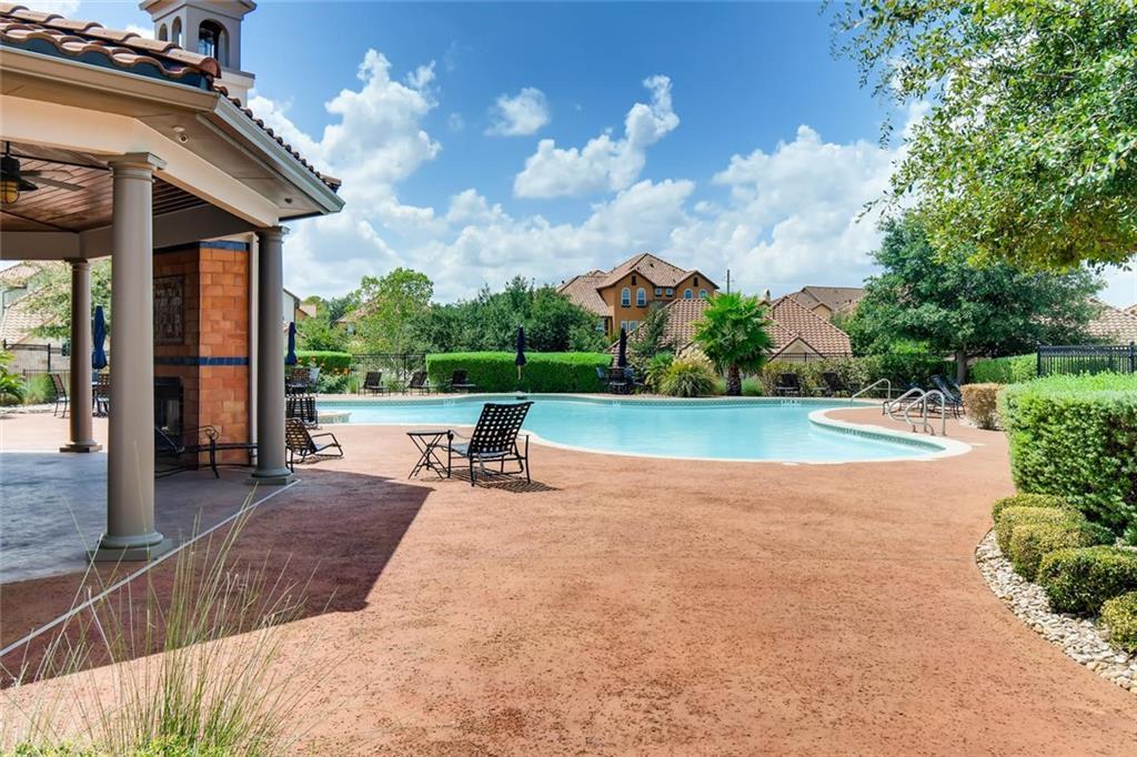 main property photo 16
