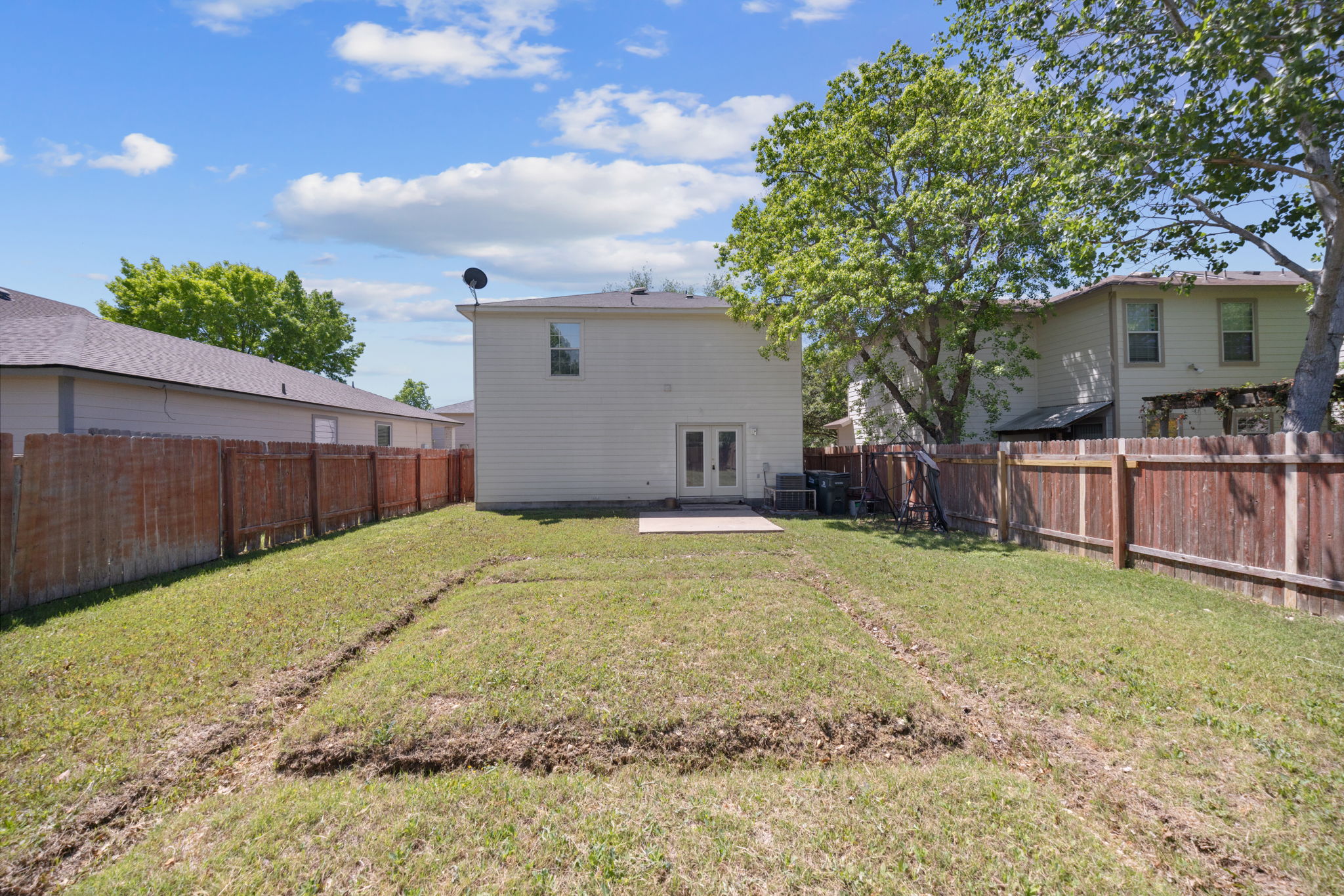 main property photo 27