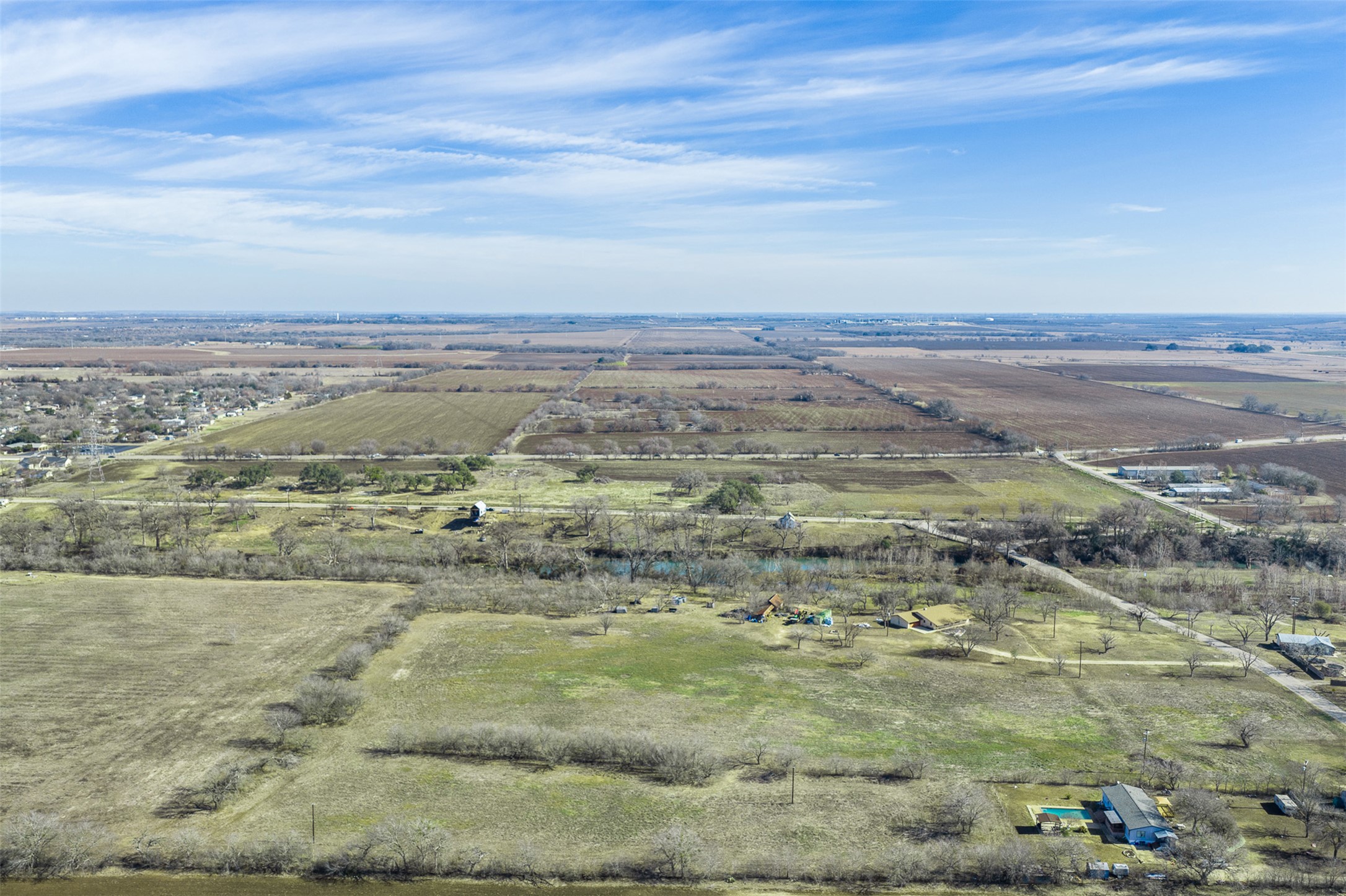 main property photo 16